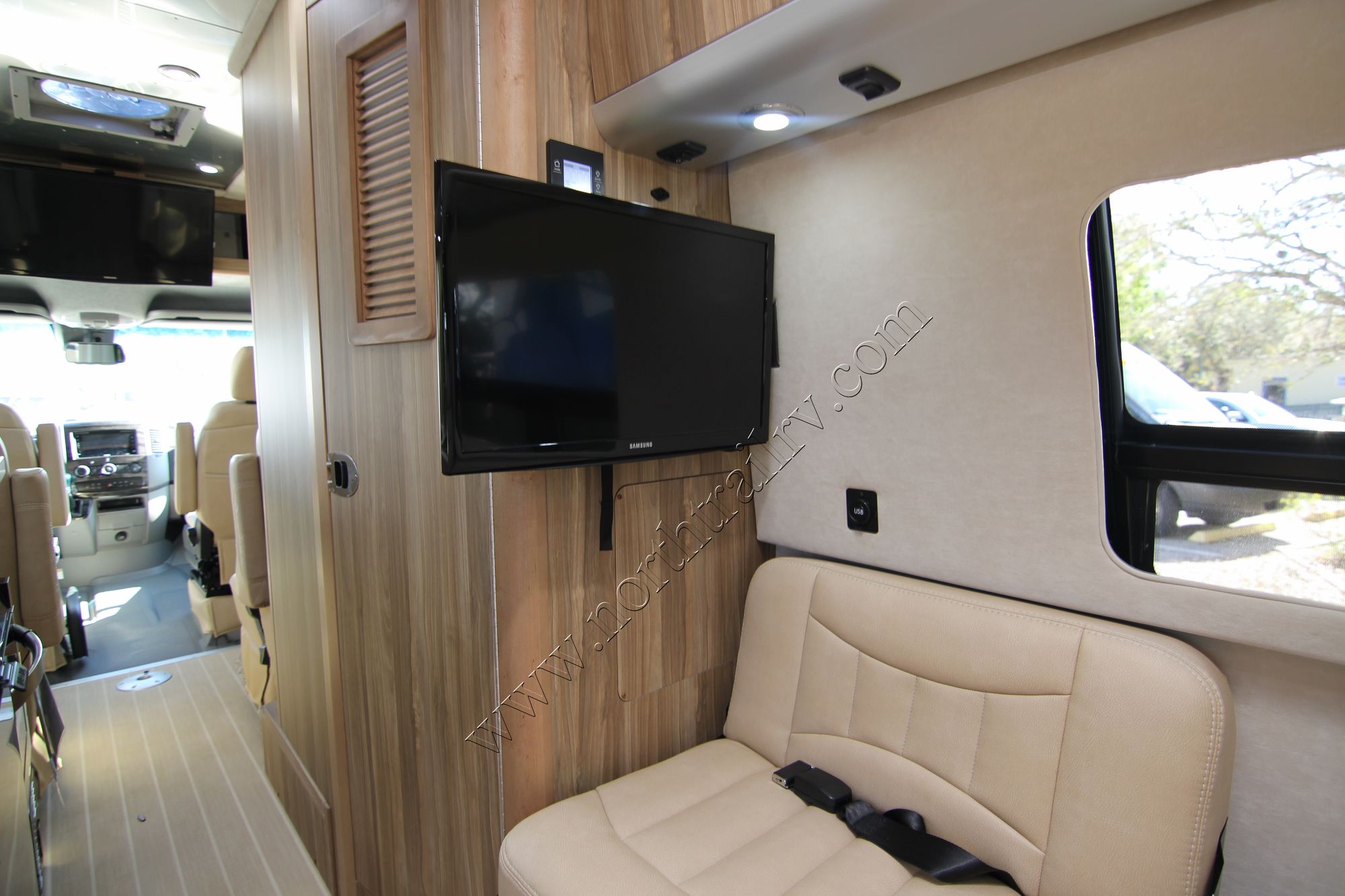 New 2018 Airstream Interstate LOUNGE Class B  For Sale