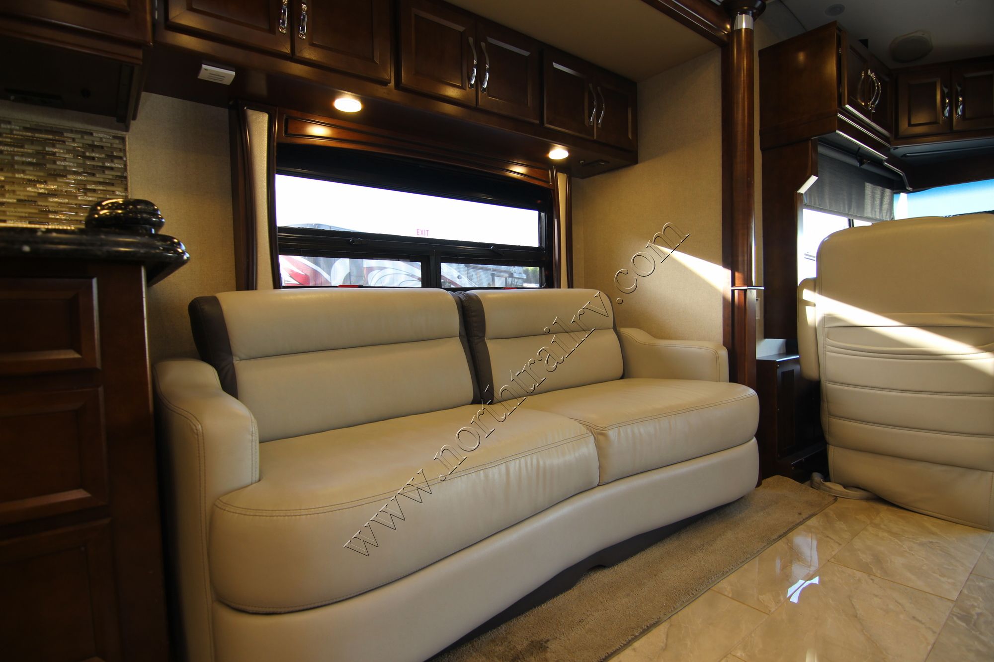 Used 2014 American Heritage 45T Class A  For Sale