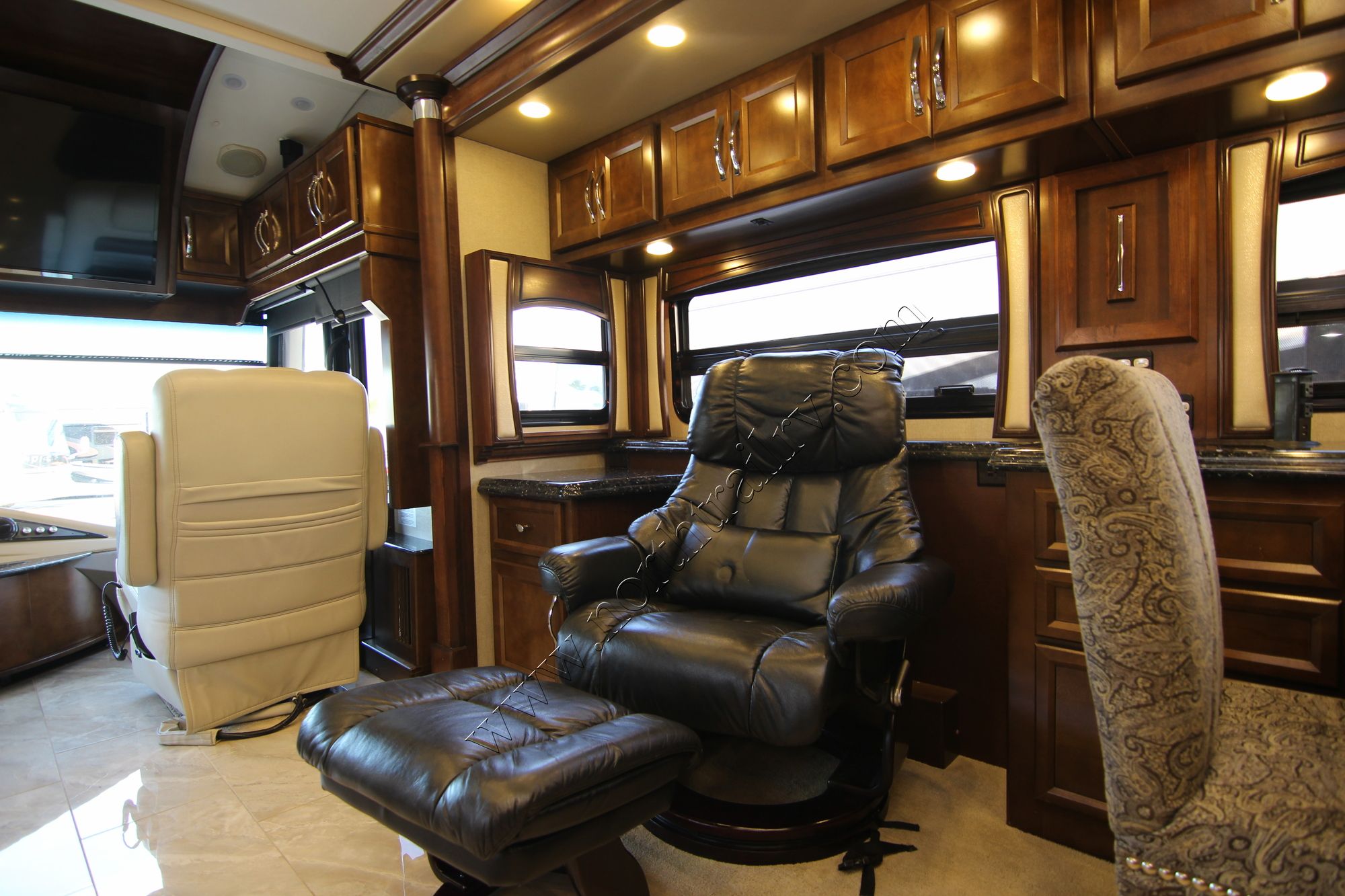 Used 2014 American Heritage 45T Class A  For Sale