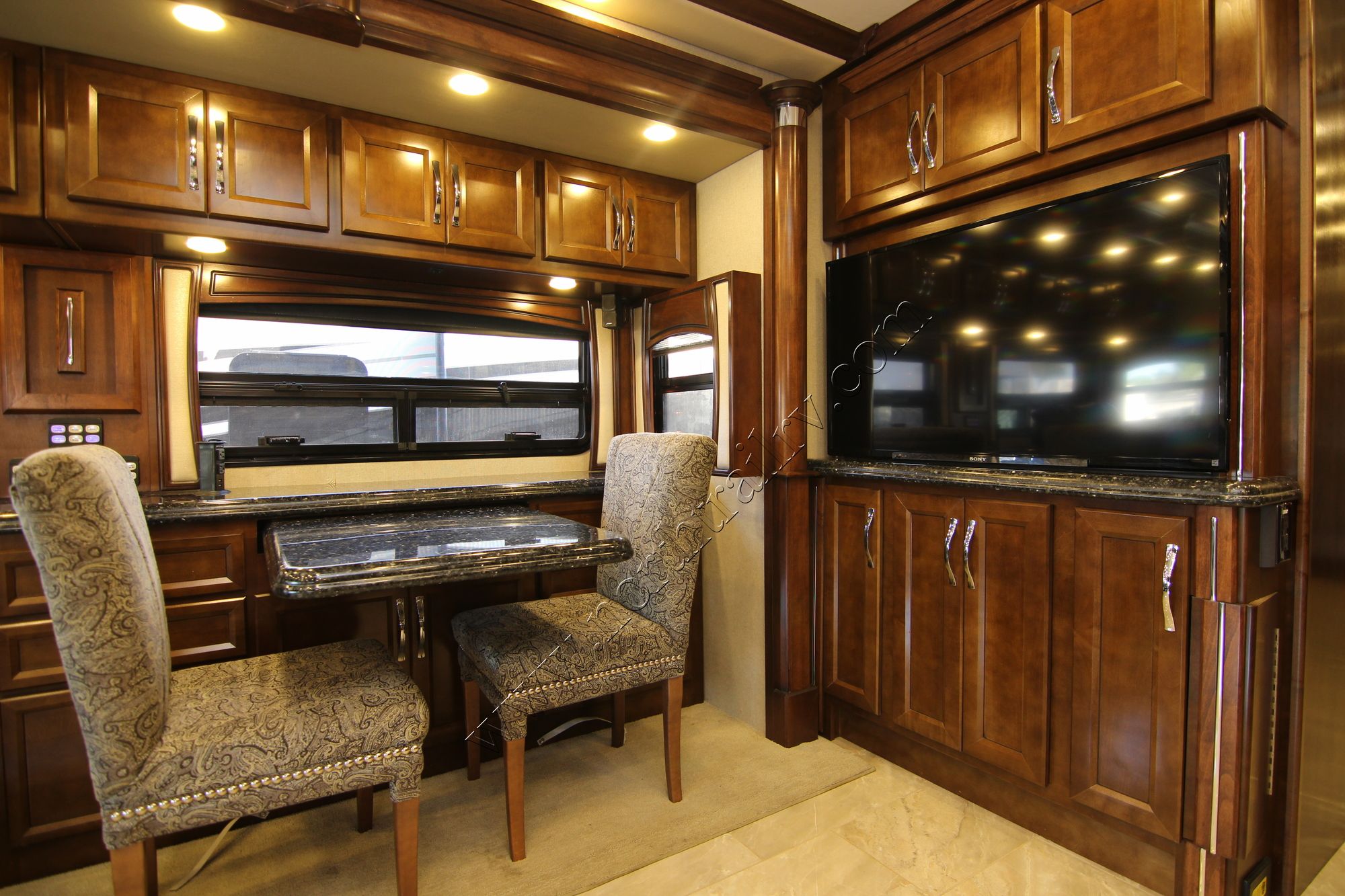 Used 2014 American Heritage 45T Class A  For Sale