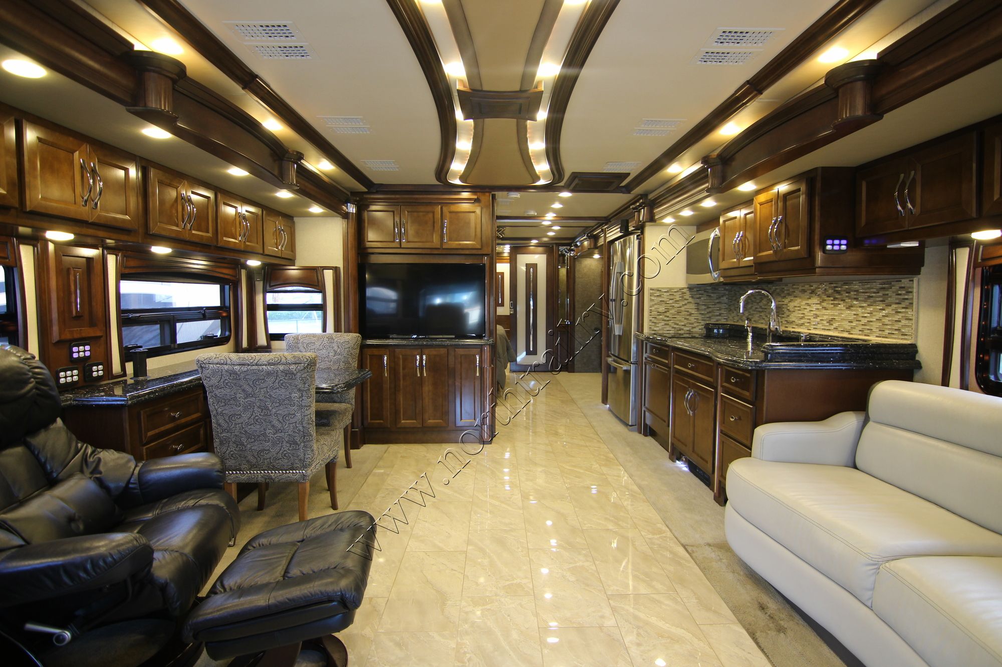 Used 2014 American Heritage 45T Class A  For Sale