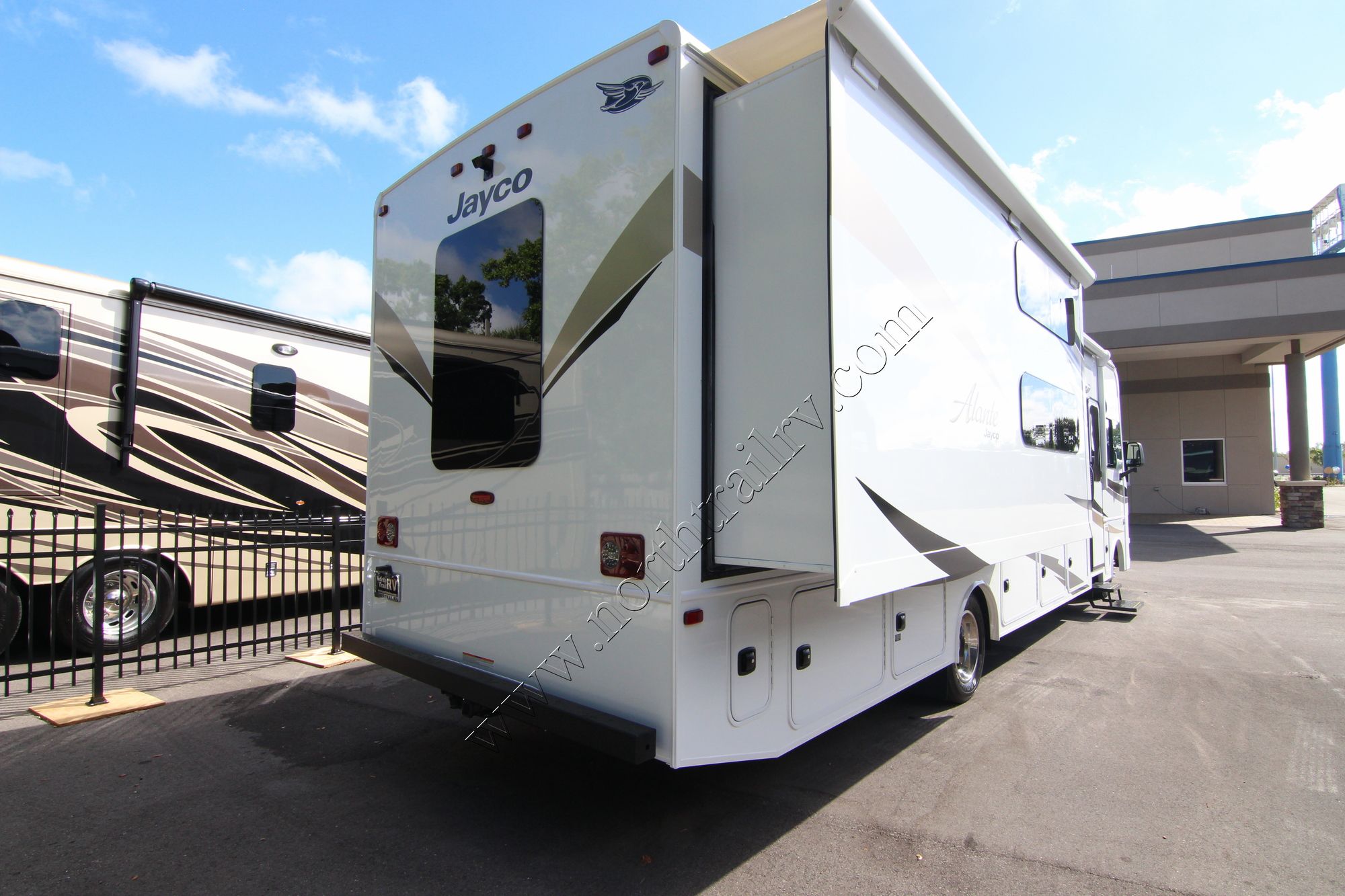 New 2018 Jayco Alante 31R Class A  For Sale