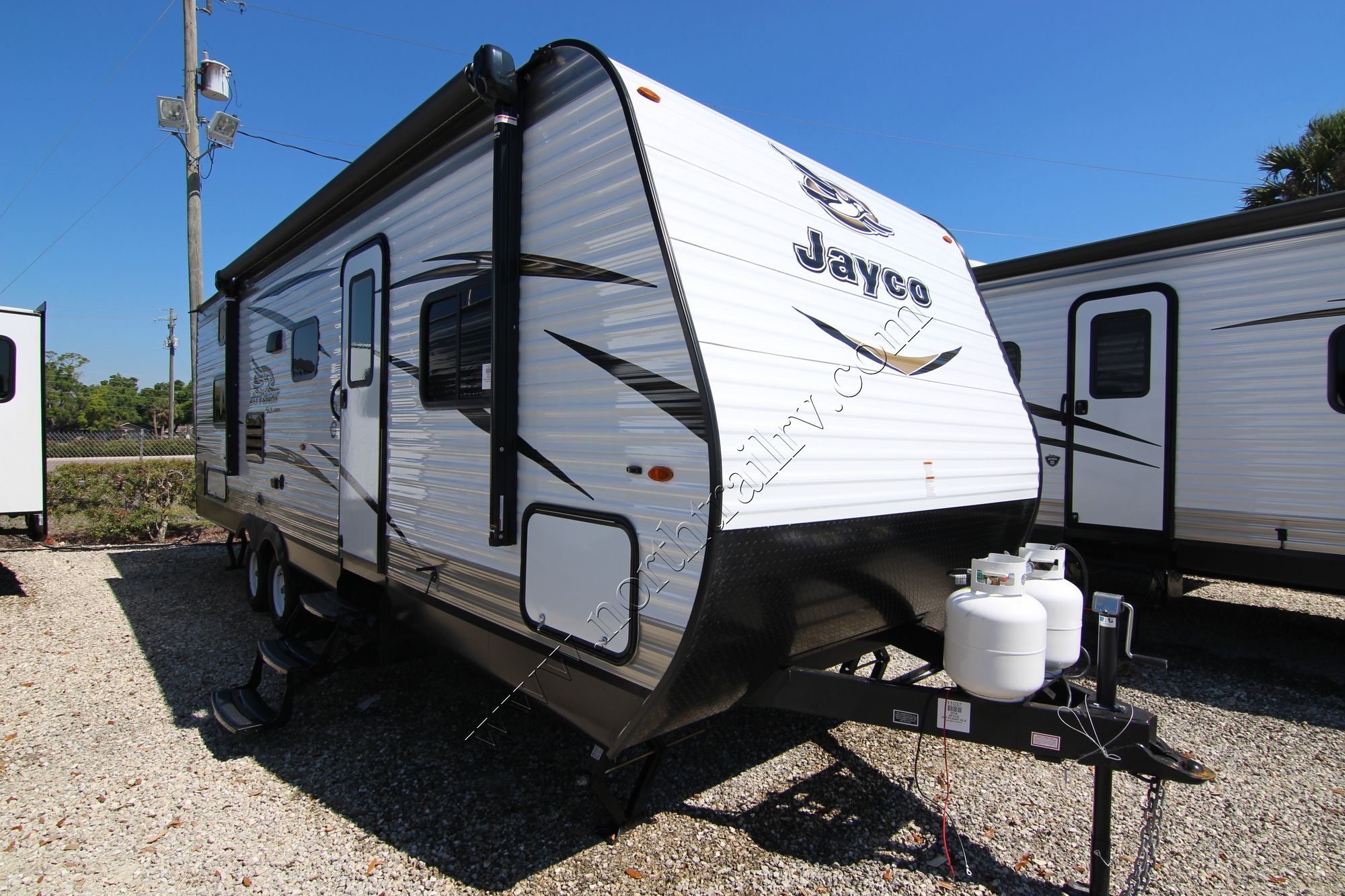 New 2018 Jayco Jay Flight SLX 267BHS Travel Trailer  For Sale