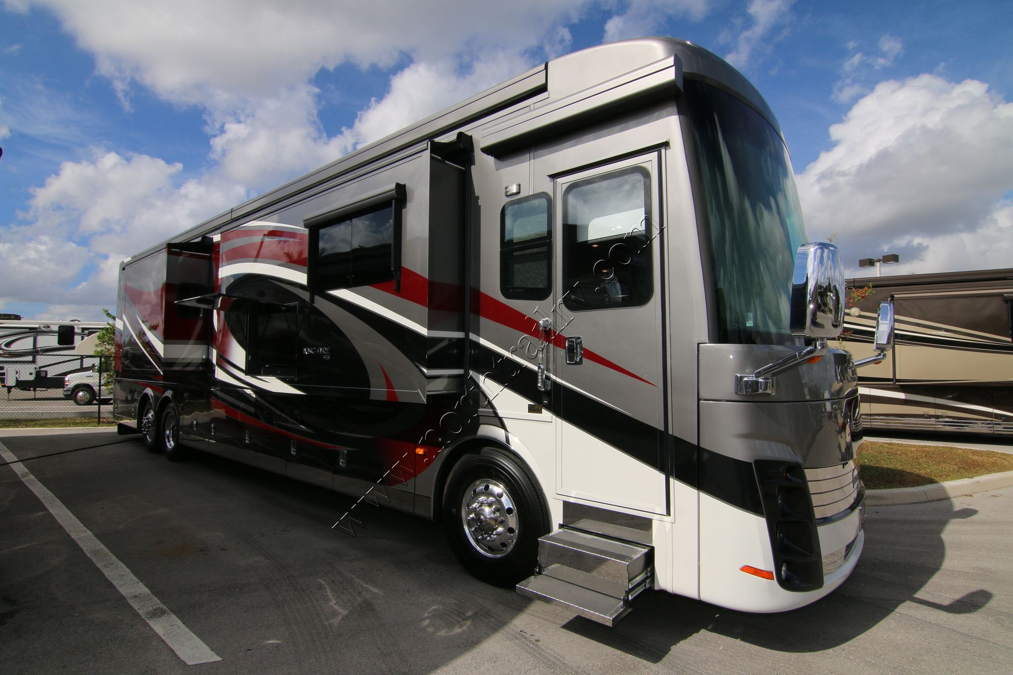 Used 2015 Newmar King Aire 4553 Class A  For Sale