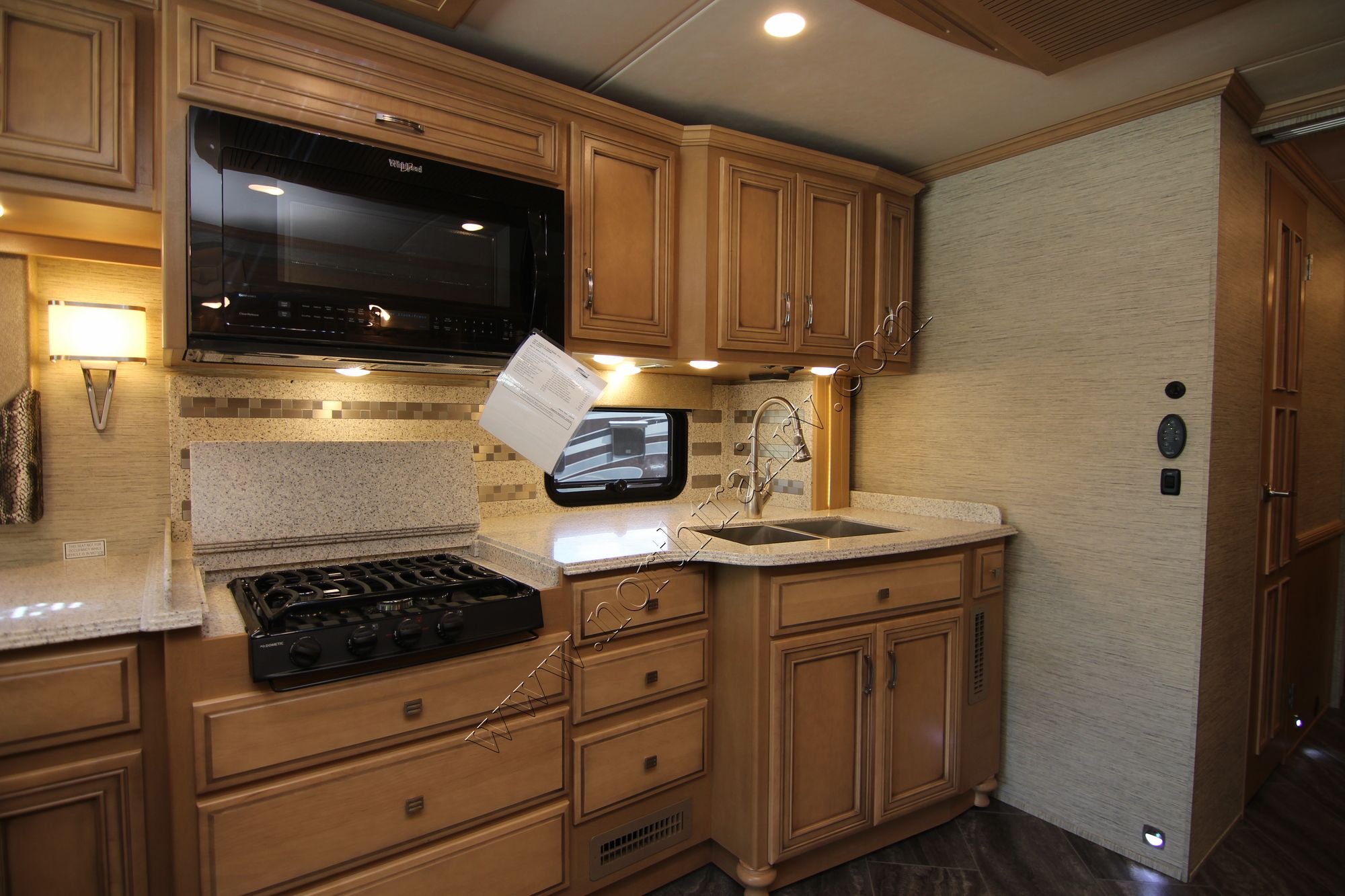 New 2018 Newmar Ventana Le 3713 Class A  For Sale