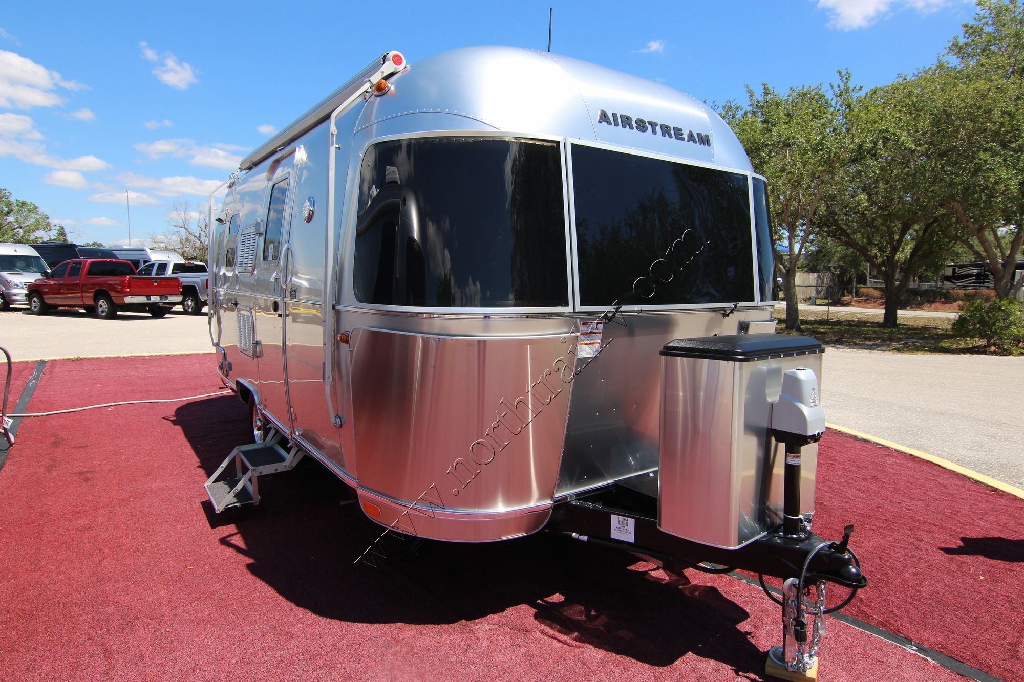 New 2018 Airstream Flying Cloud 20FB Travel Trailer  For Sale