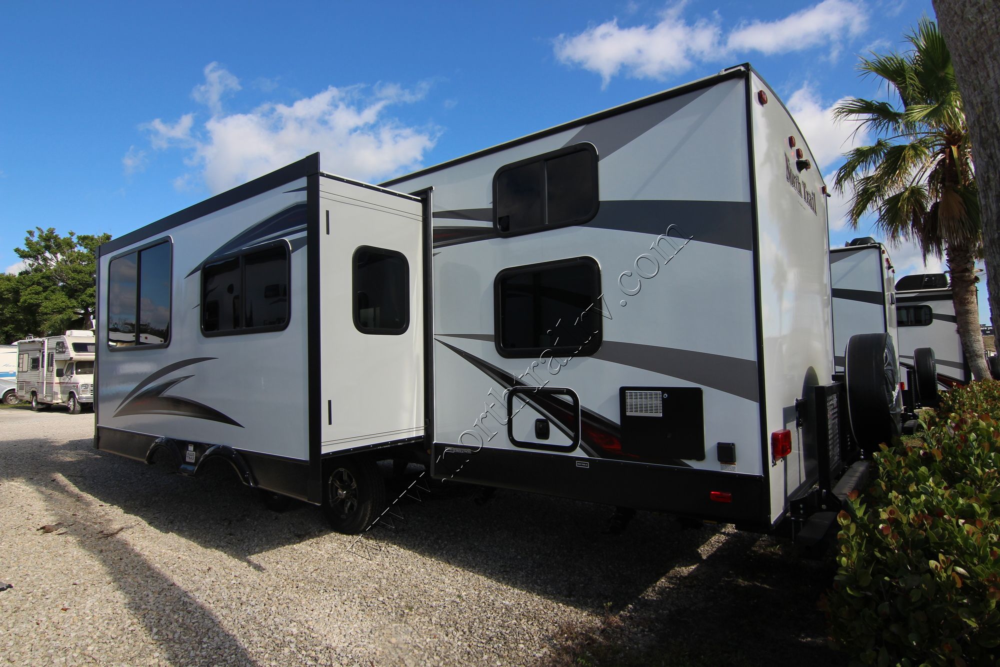 New 2018 Heartland Rv North Trail 31BHDD Travel Trailer  For Sale