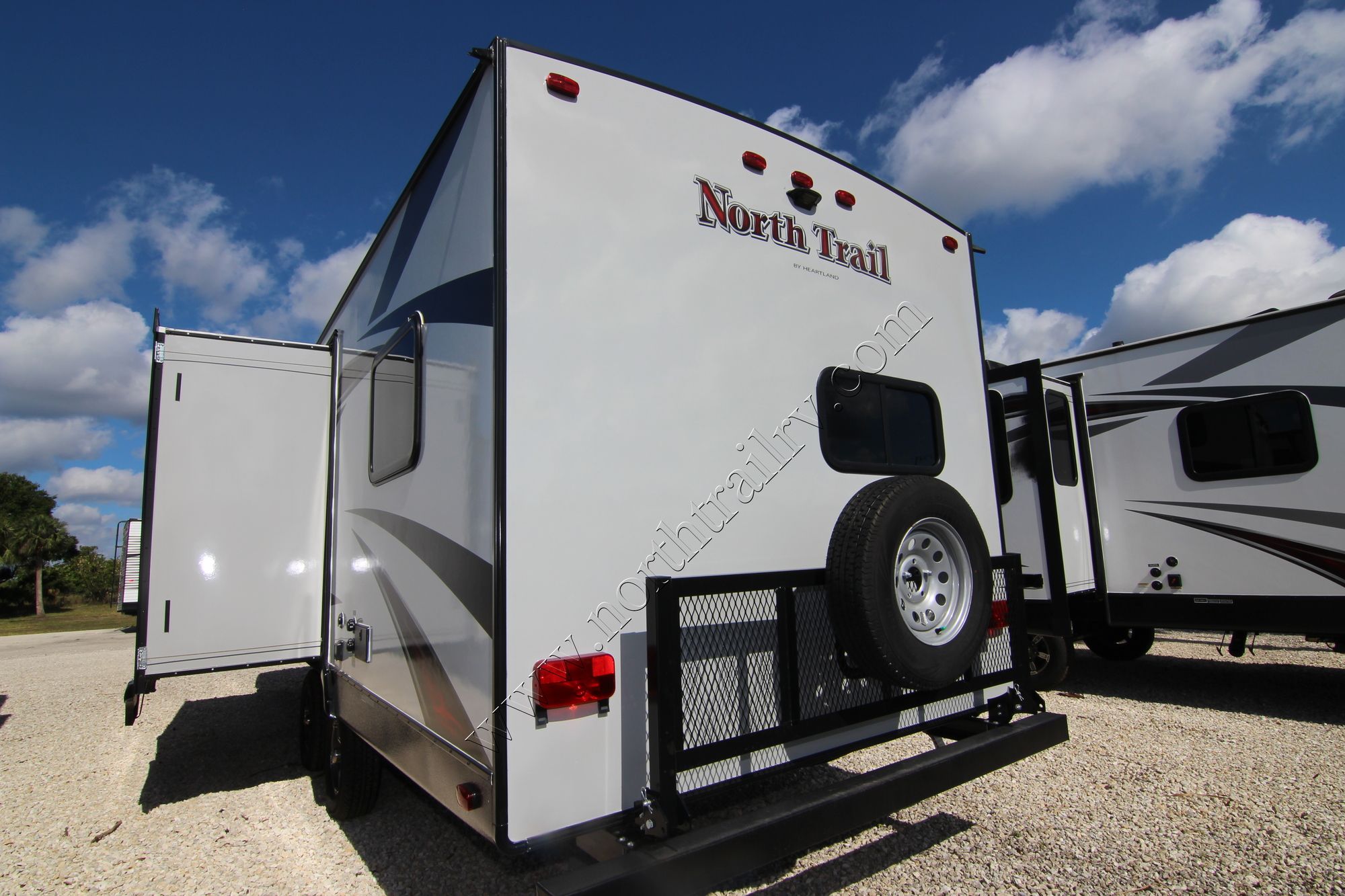 New 2018 Heartland Rv North Trail 24BHS Travel Trailer  For Sale