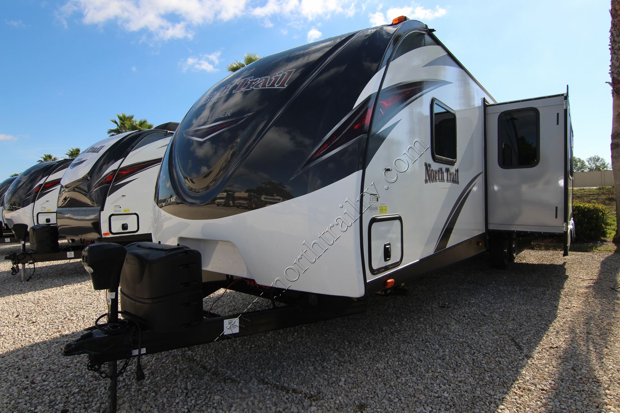 New 2018 Heartland Rv North Trail 31BHDD Travel Trailer  For Sale