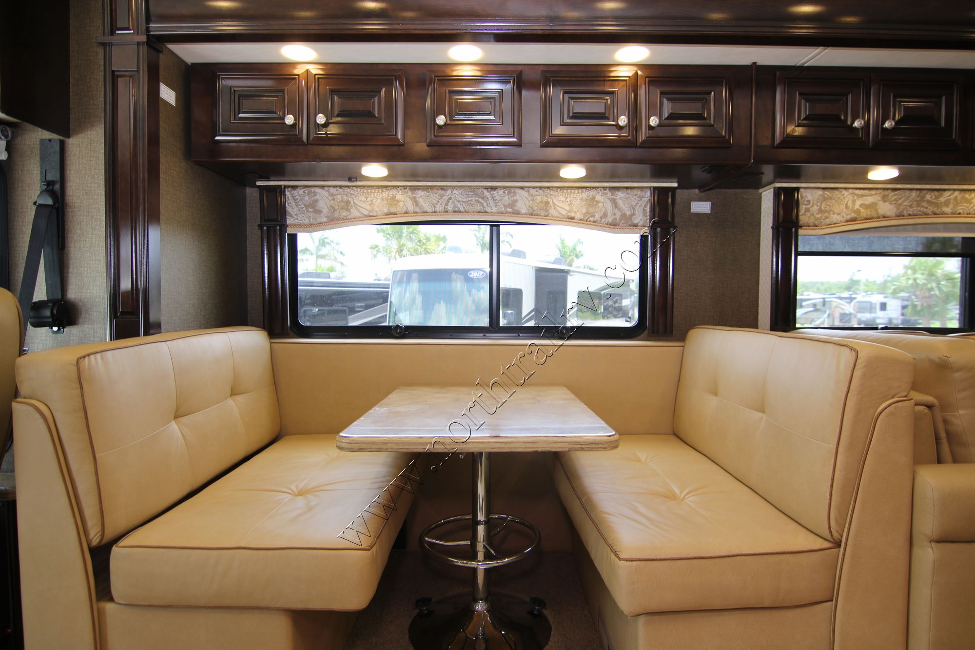 Used 2015 Thor Tuscany 40RX Class A  For Sale