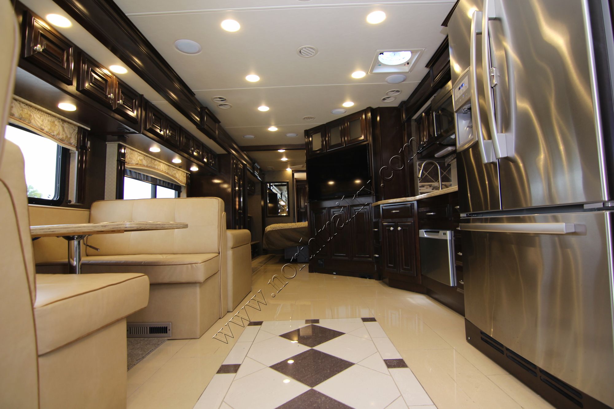 Used 2015 Thor Tuscany 40RX Class A  For Sale