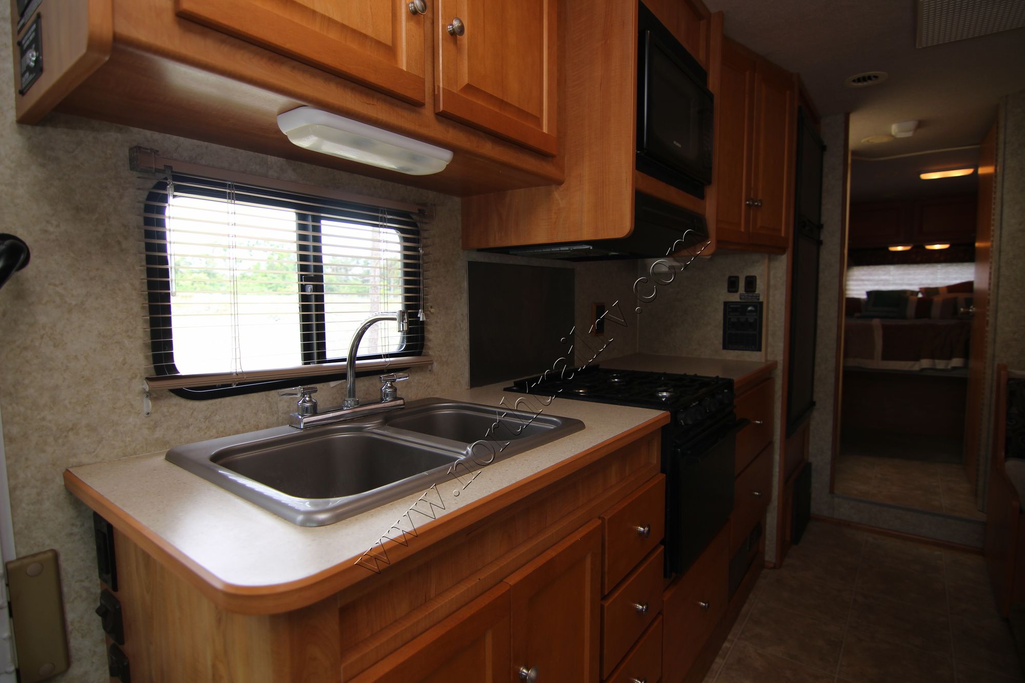 Used 2009 Itasca Impulse 31N Class C  For Sale