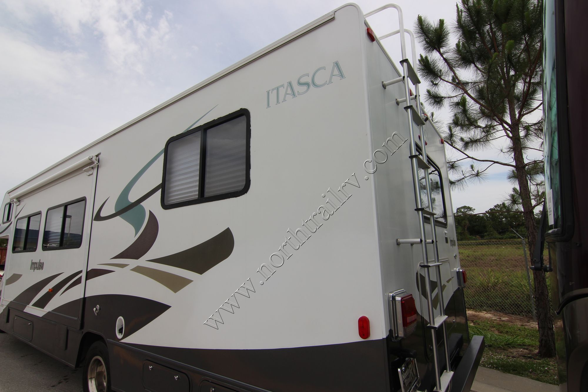 Used 2009 Itasca Impulse 31N Class C  For Sale