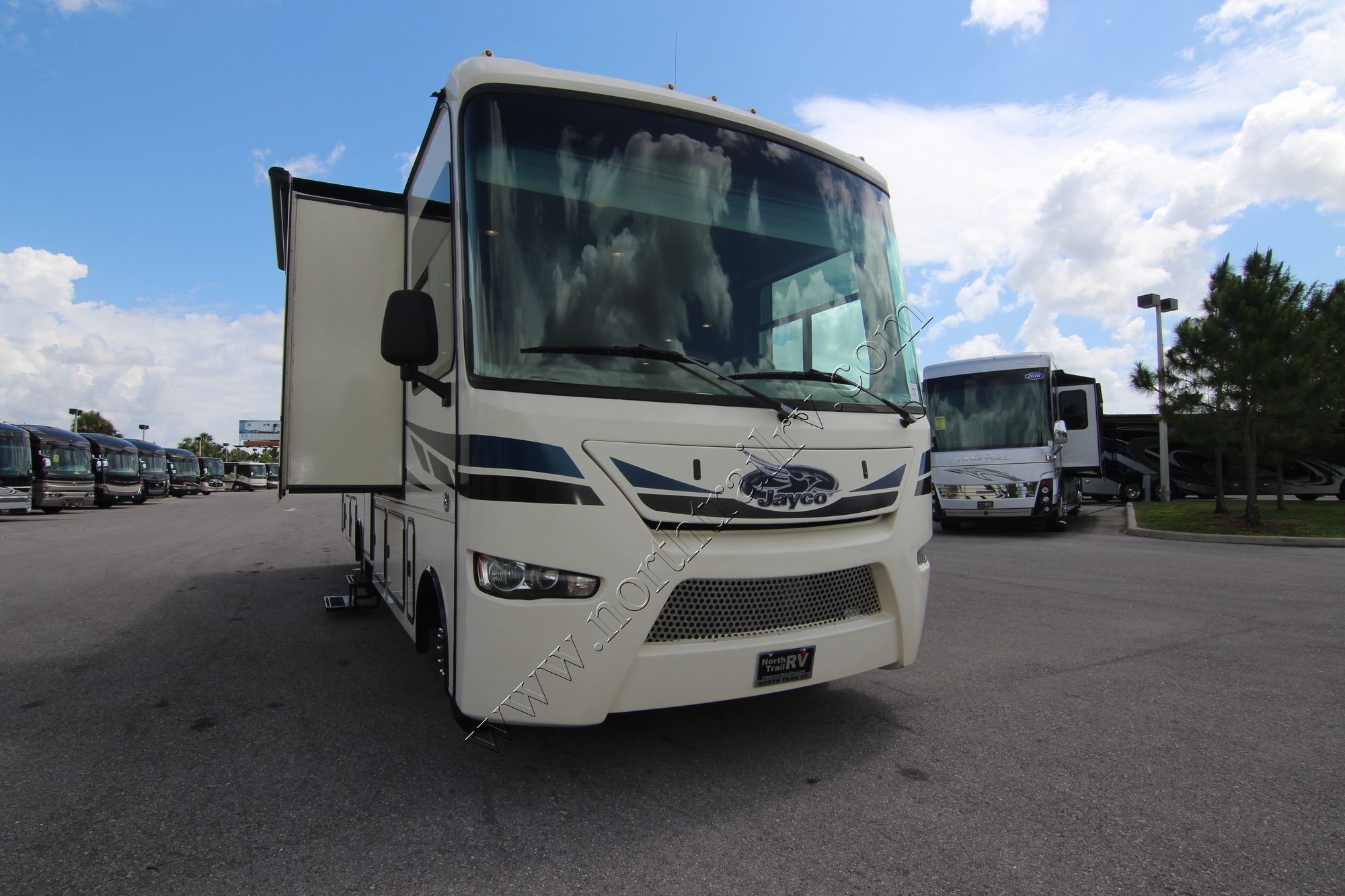 Used 2015 Jayco Precept 31UL Class A  For Sale