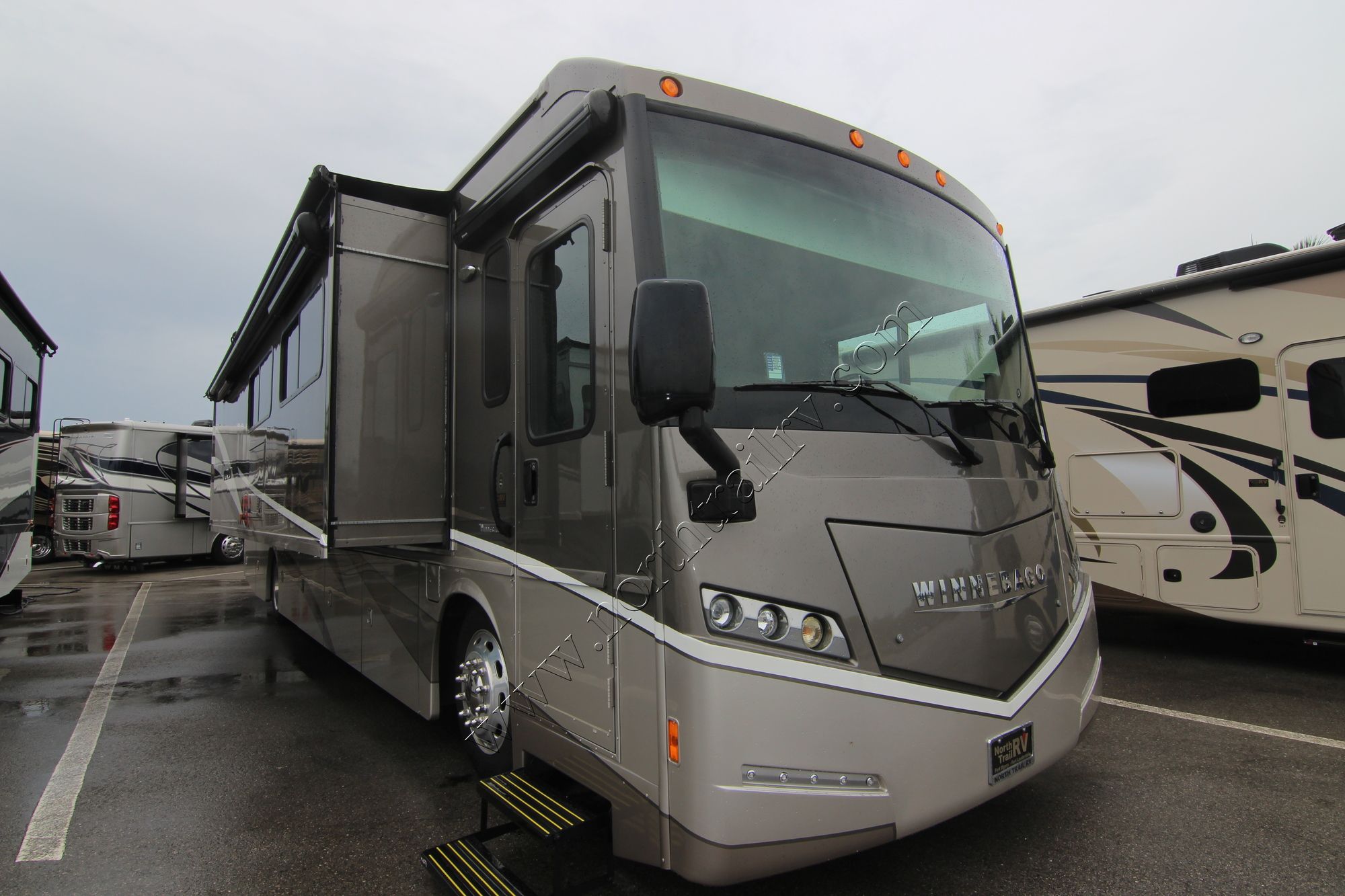 Used 2016 Winnebago Forza 38R Class A  For Sale