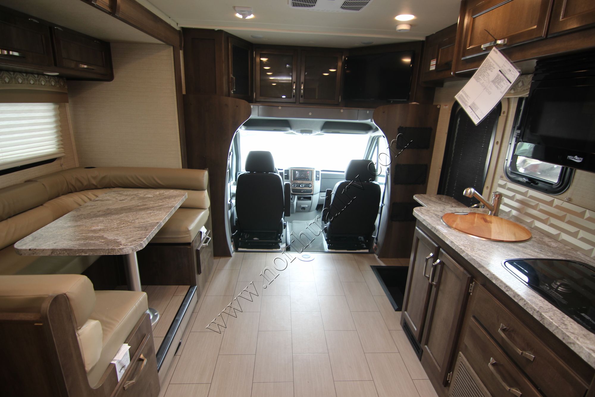 New 2018 Jayco Melbourne 24L Class C  For Sale