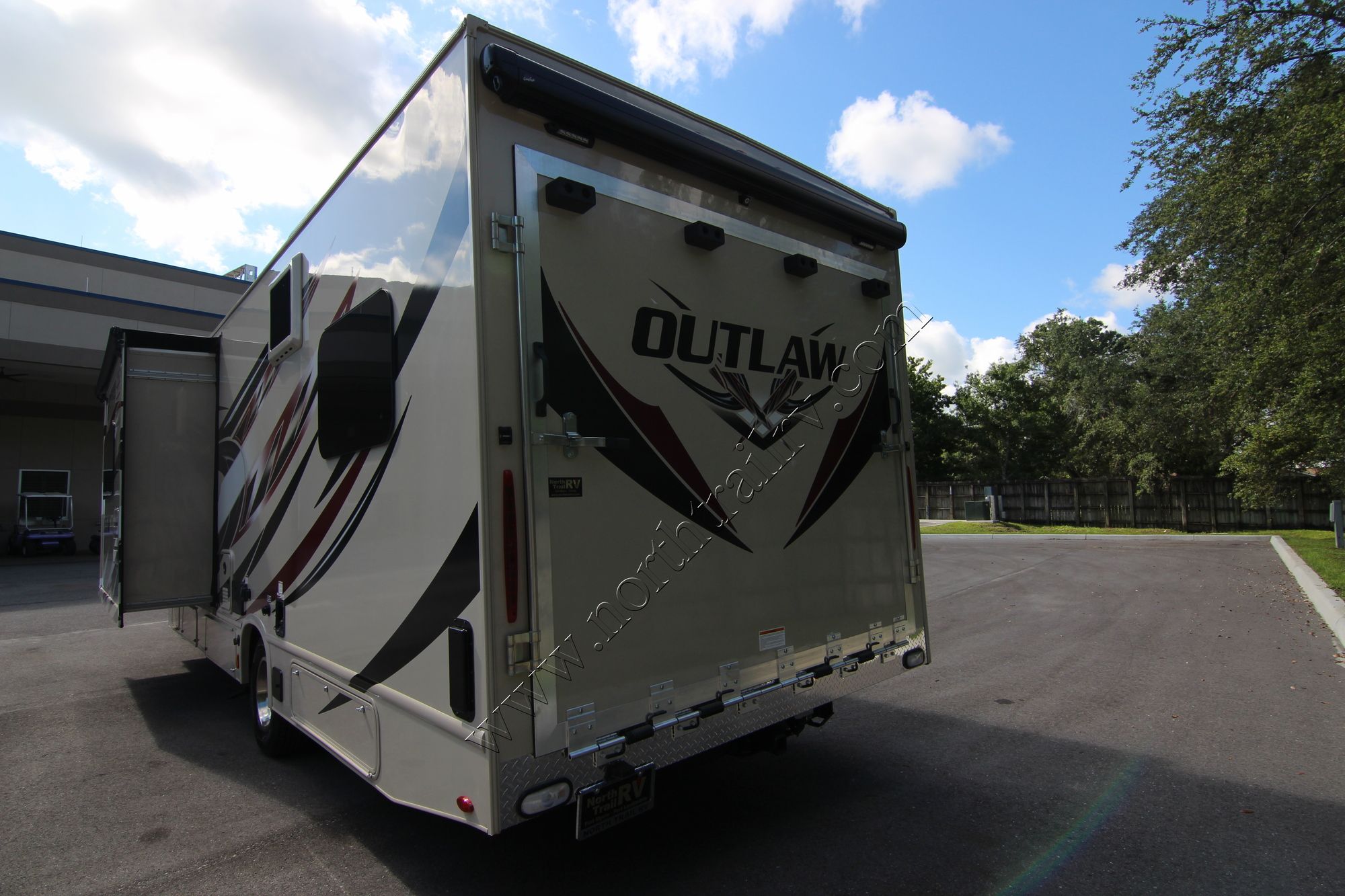 New 2019 Thor Outlaw 29J Class C  For Sale