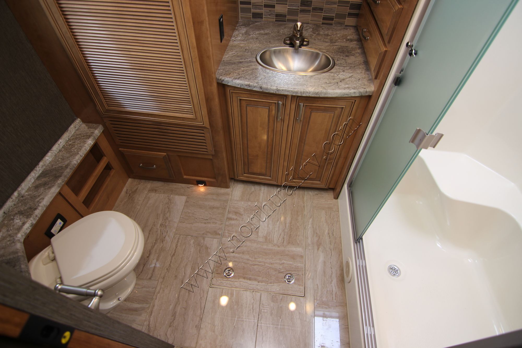 New 2019 Thor Aria 3901 Class A  For Sale