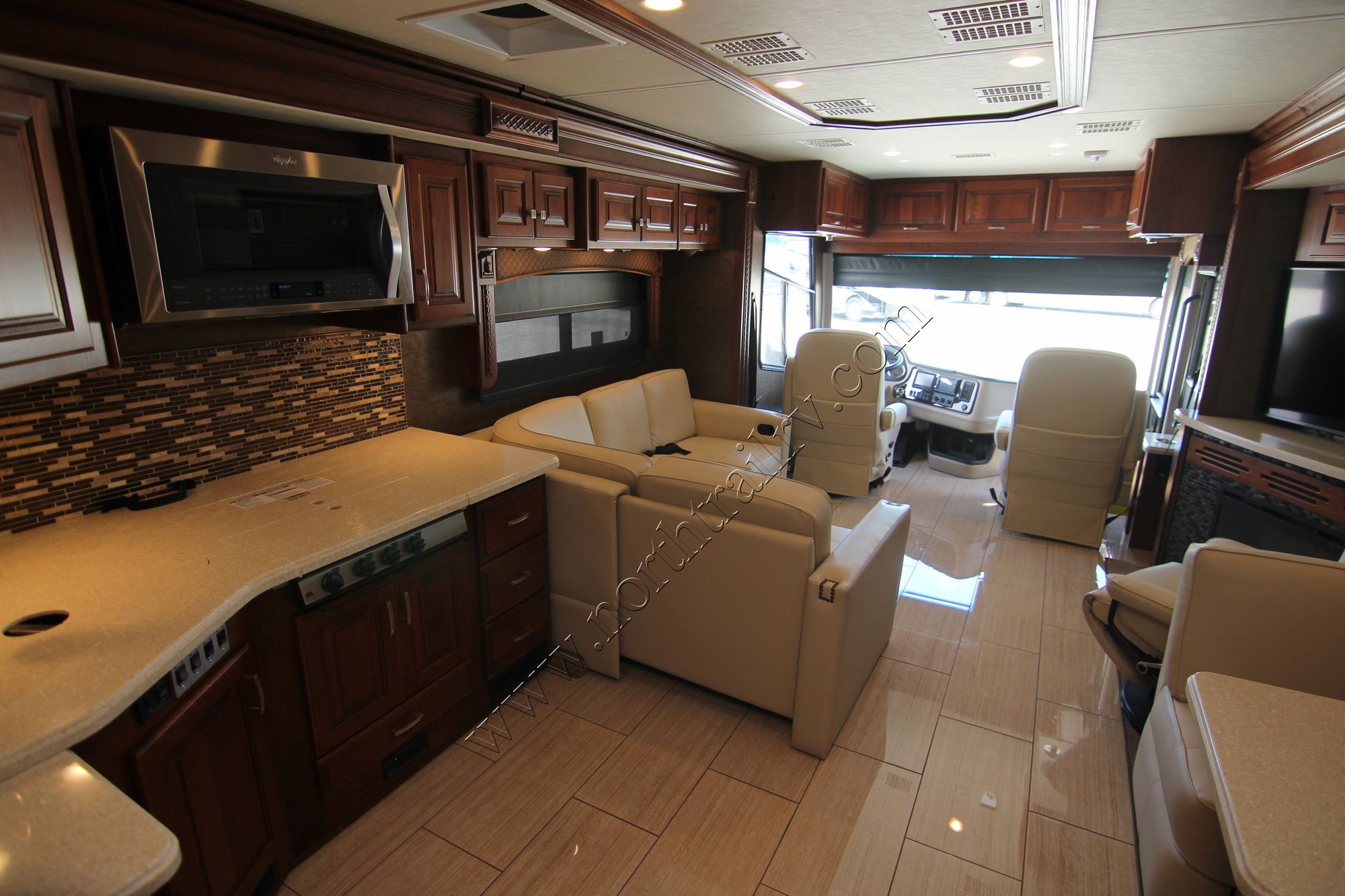 Used 2017 Holiday Rambler Endeavor 37PE Class A  For Sale