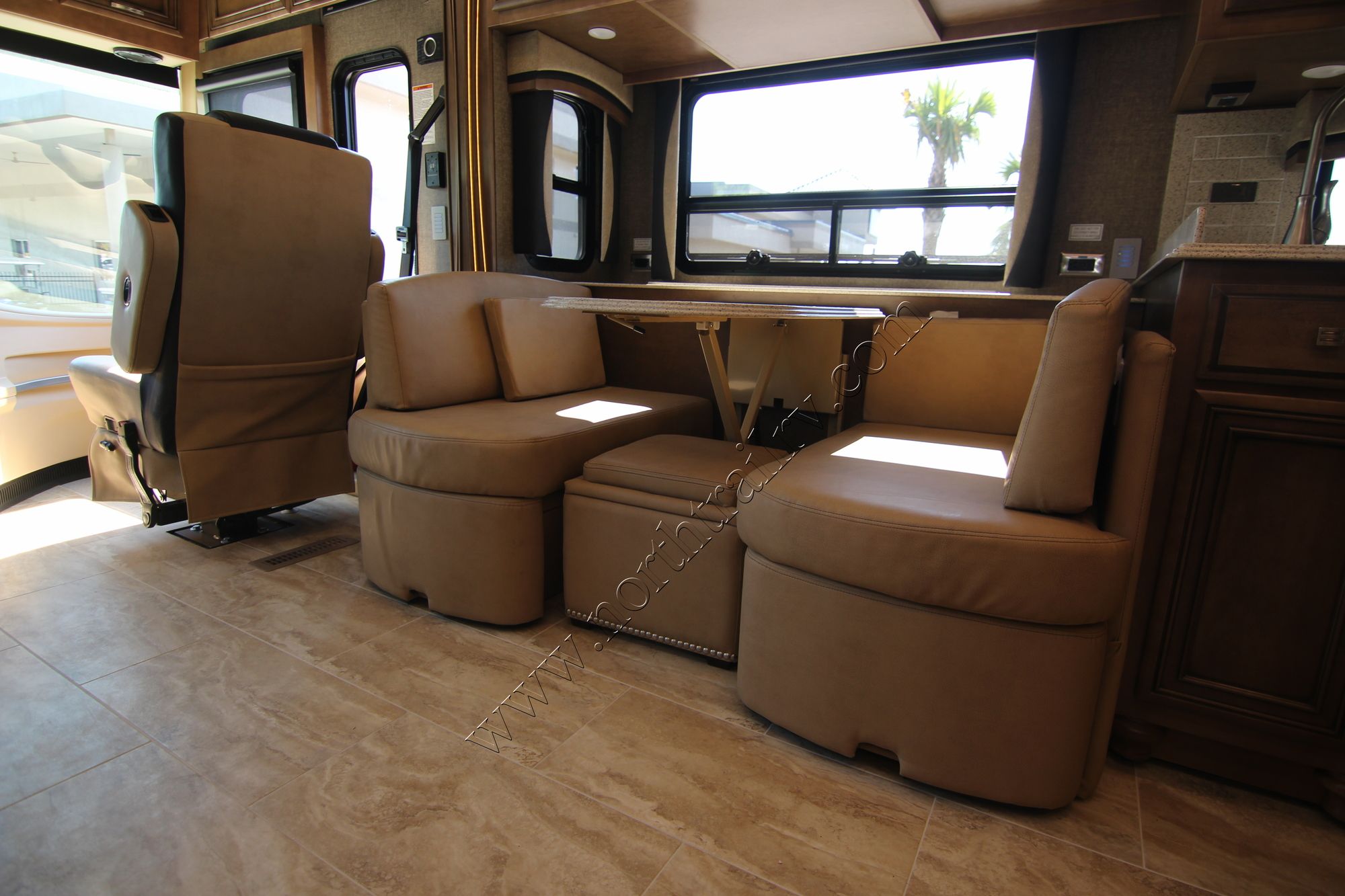 New 2019 Newmar Ventana Le 3412 Class A  For Sale