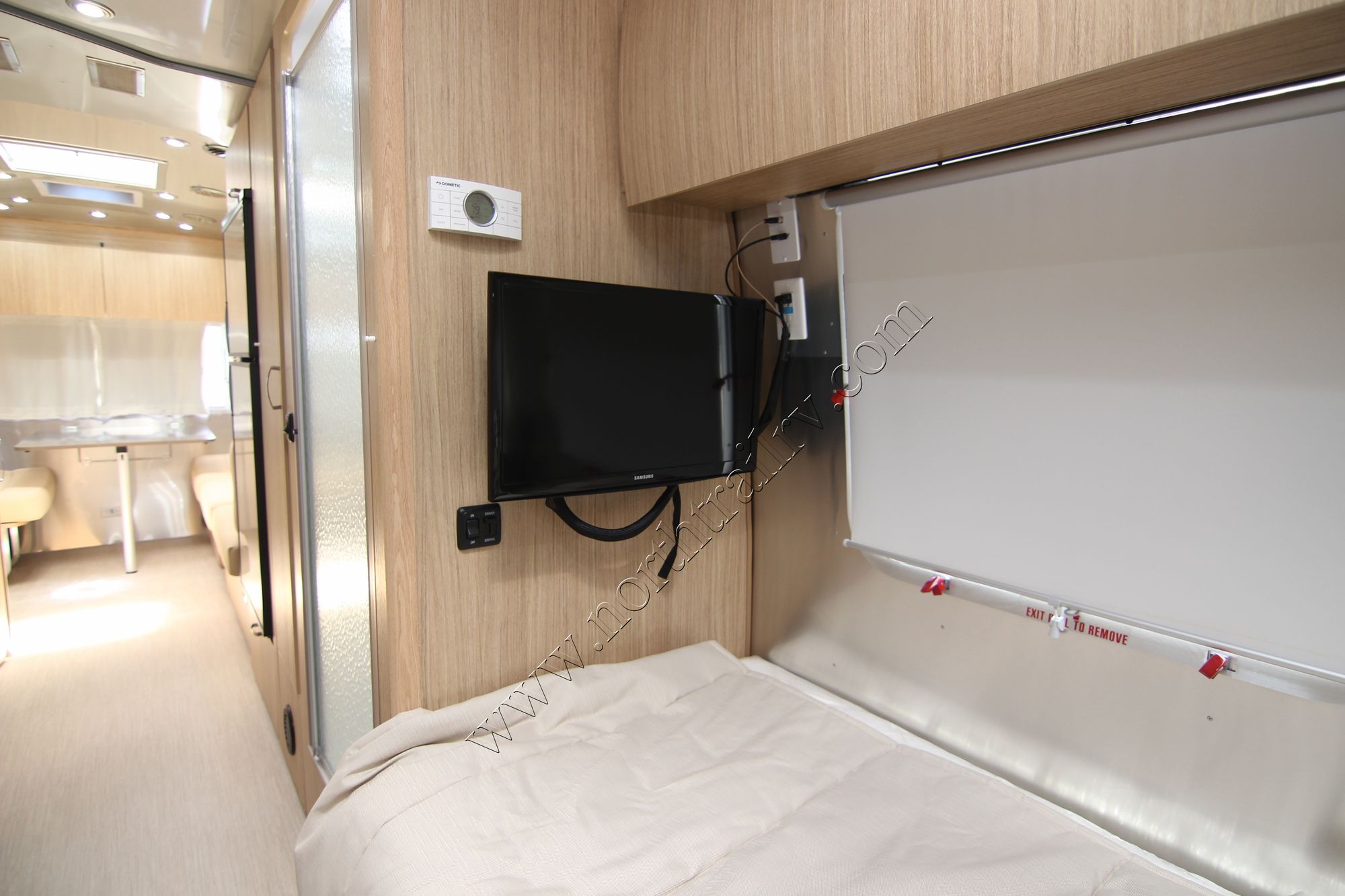 New 2019 Airstream Flying Cloud 25FB Travel Trailer  For Sale