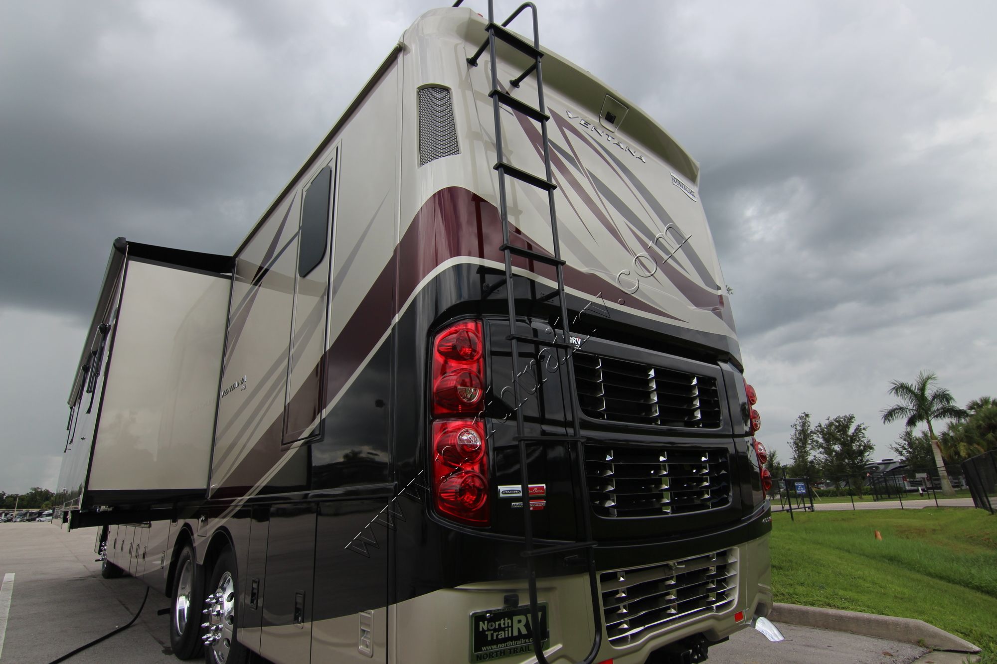 New 2019 Newmar Ventana 4369 Class A  For Sale
