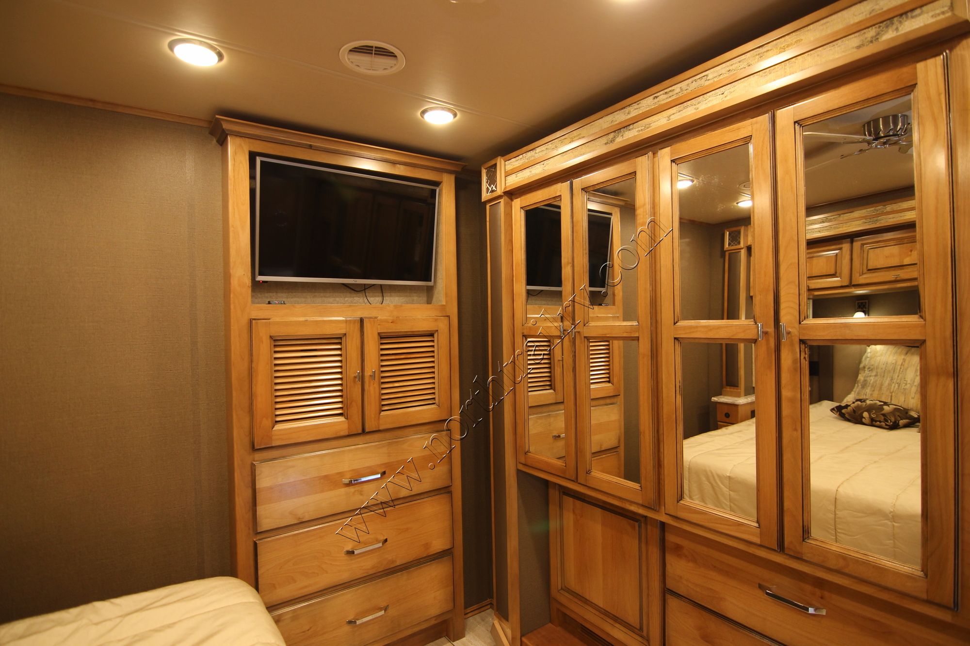 New 2019 Tiffin Motor Homes Allegro 34PA Class A  For Sale