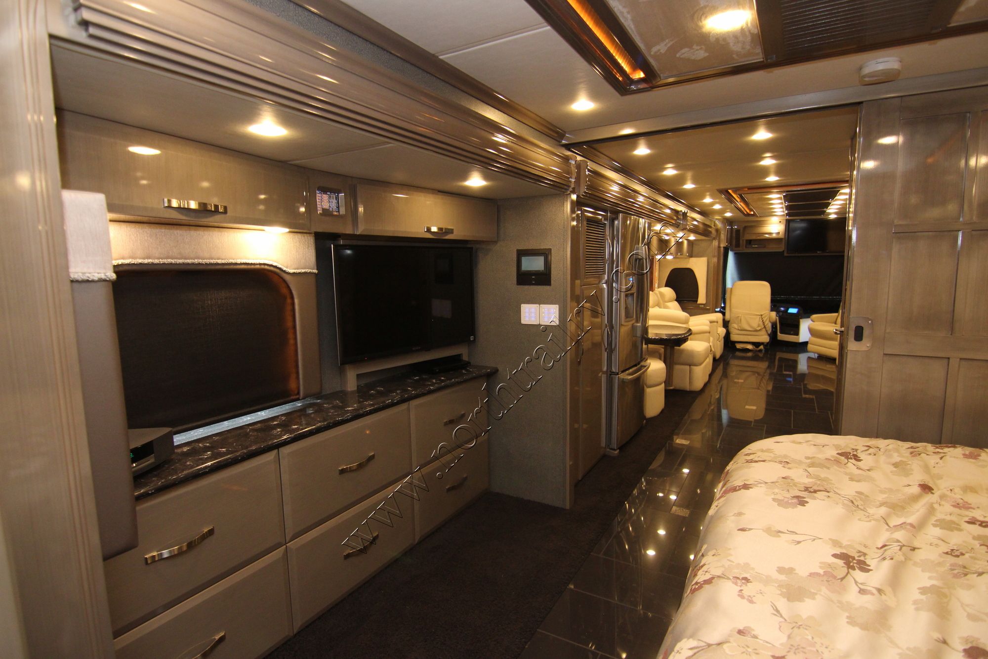 Used 2013 Newmar King Aire 4584 Class A  For Sale