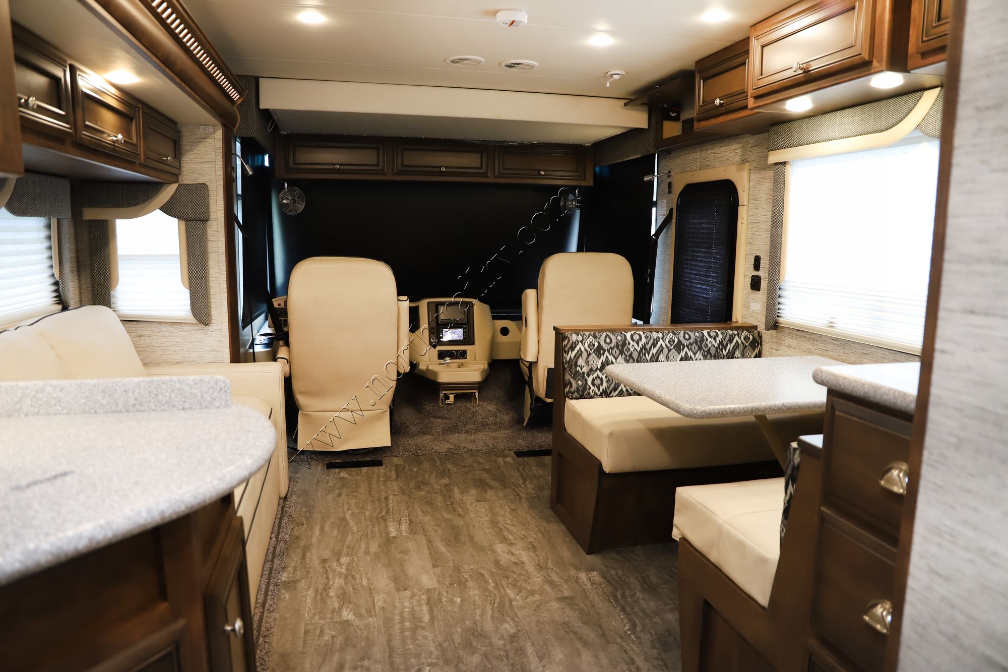 New 2019 Newmar Bay Star Sport 3014 Class A  For Sale