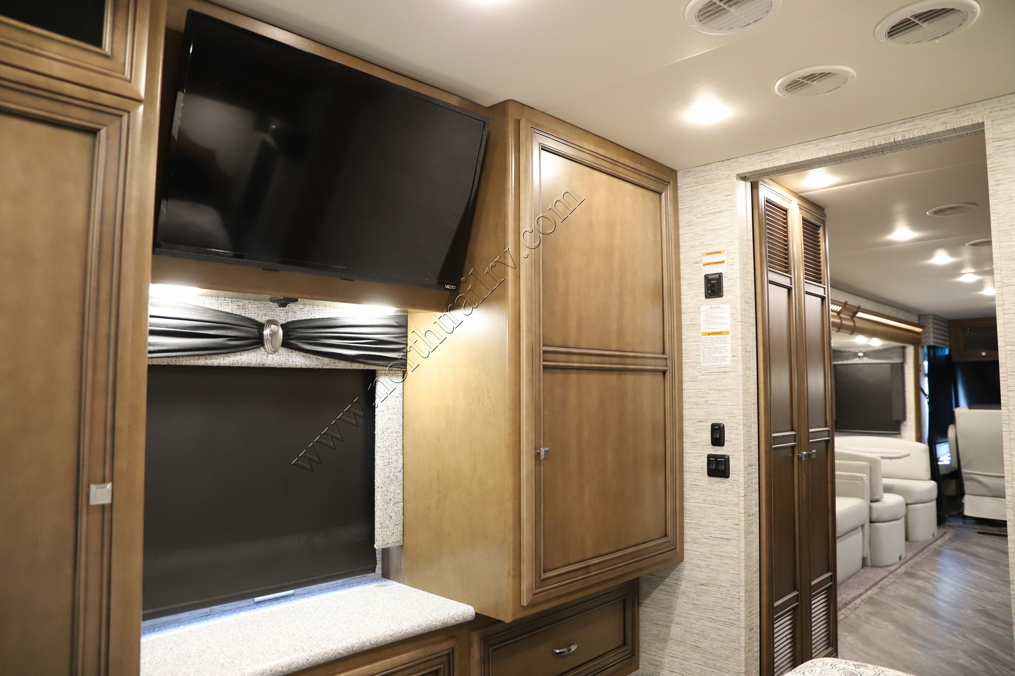 New 2019 Newmar Bay Star 3609 Class A  For Sale