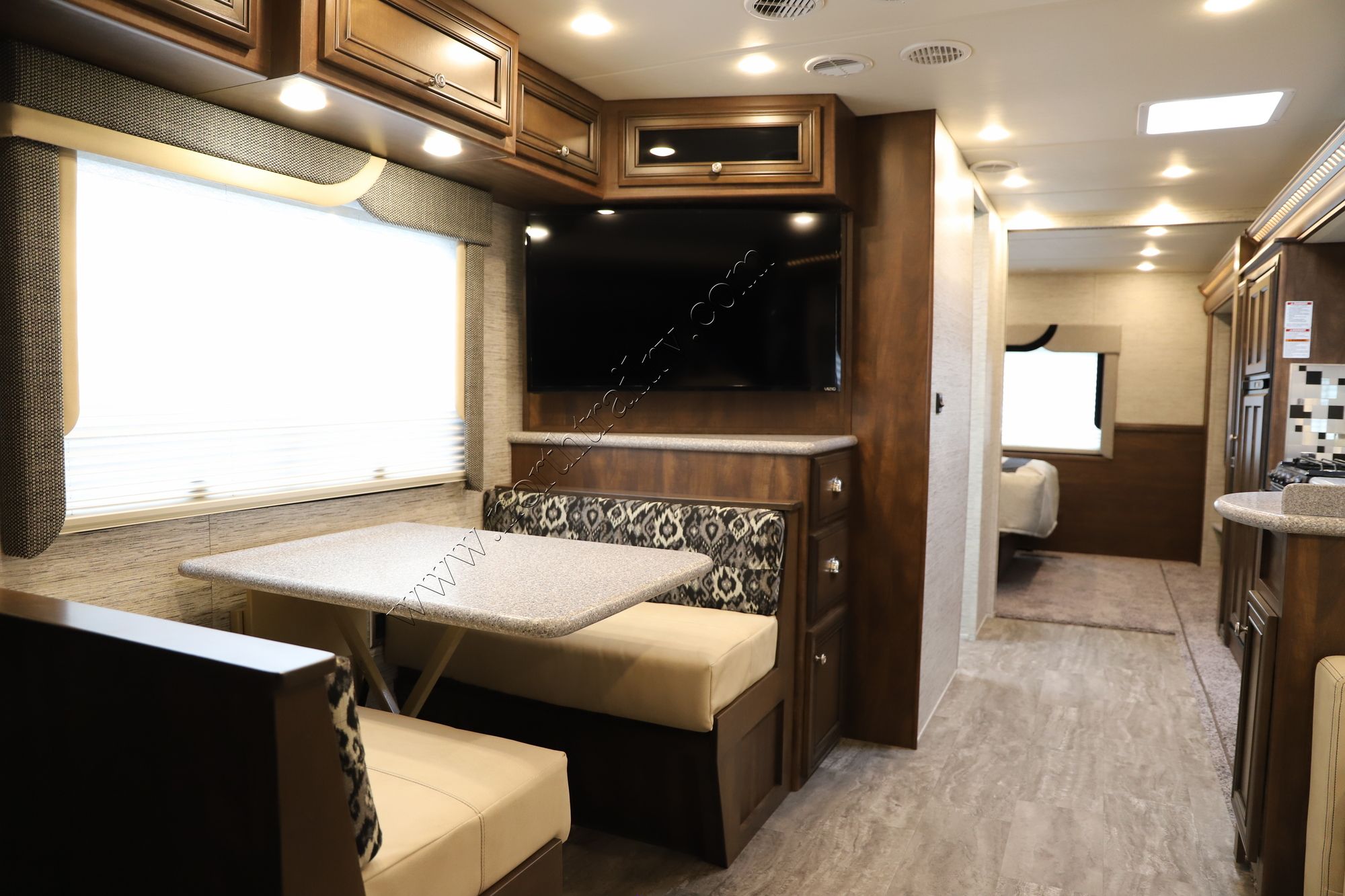 New 2019 Newmar Bay Star Sport 3014 Class A  For Sale