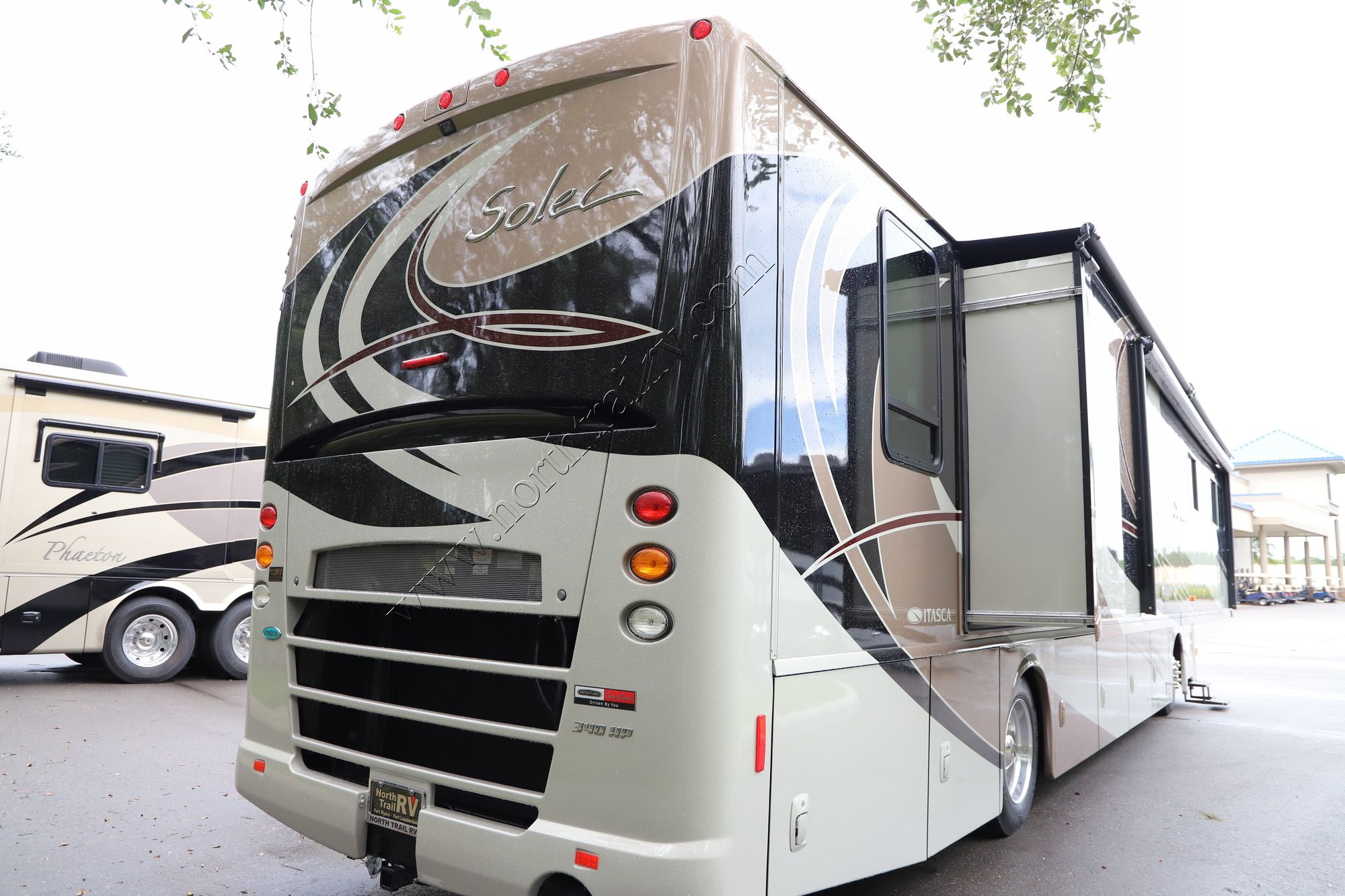 Used 2014 Itasca Solei 38R Class A  For Sale