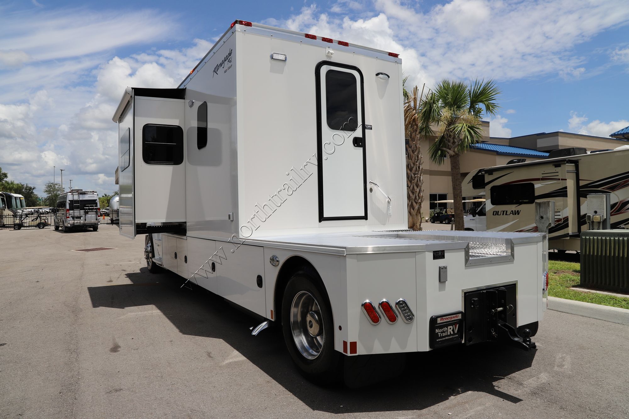 New 2019 Renegade Rv Sport Deck TOTER Super C  For Sale