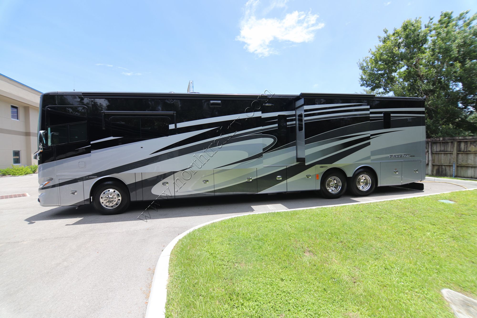 Used 2018 Tiffin Motor Homes Phaeton 44OH Class A  For Sale