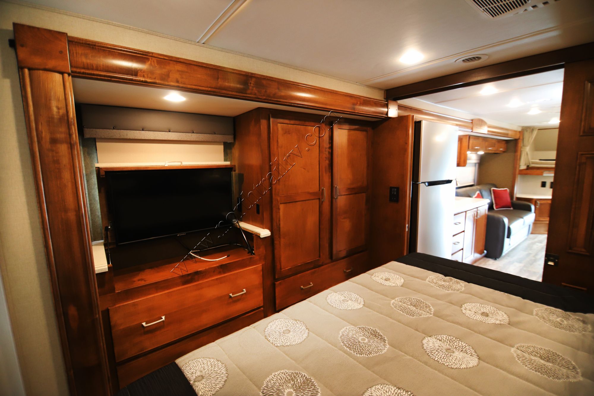 New 2019 Renegade Rv Veracruz 35 Class C  For Sale