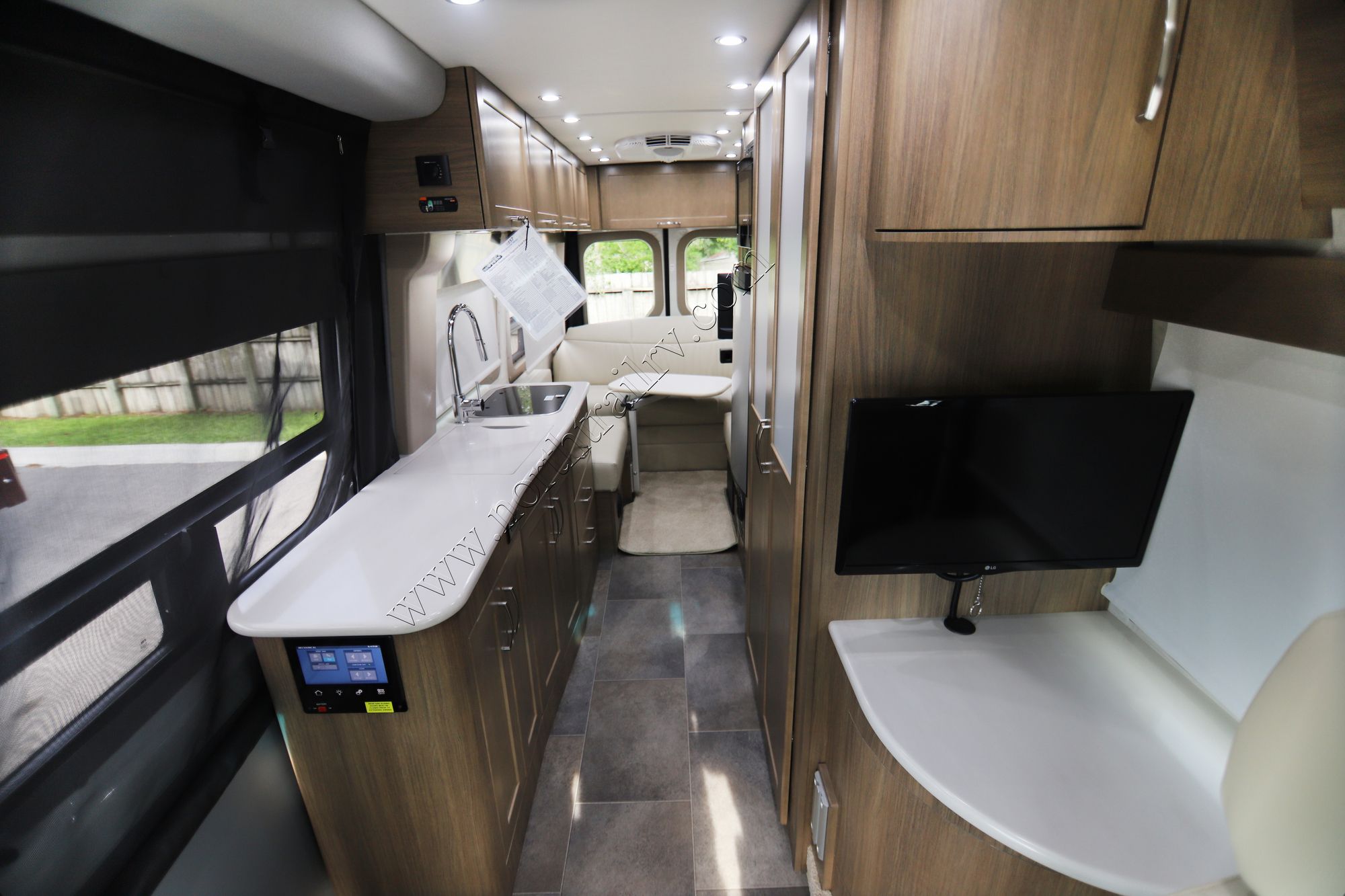 New 2019 Pleasure-Way Plateau FL Class B  For Sale