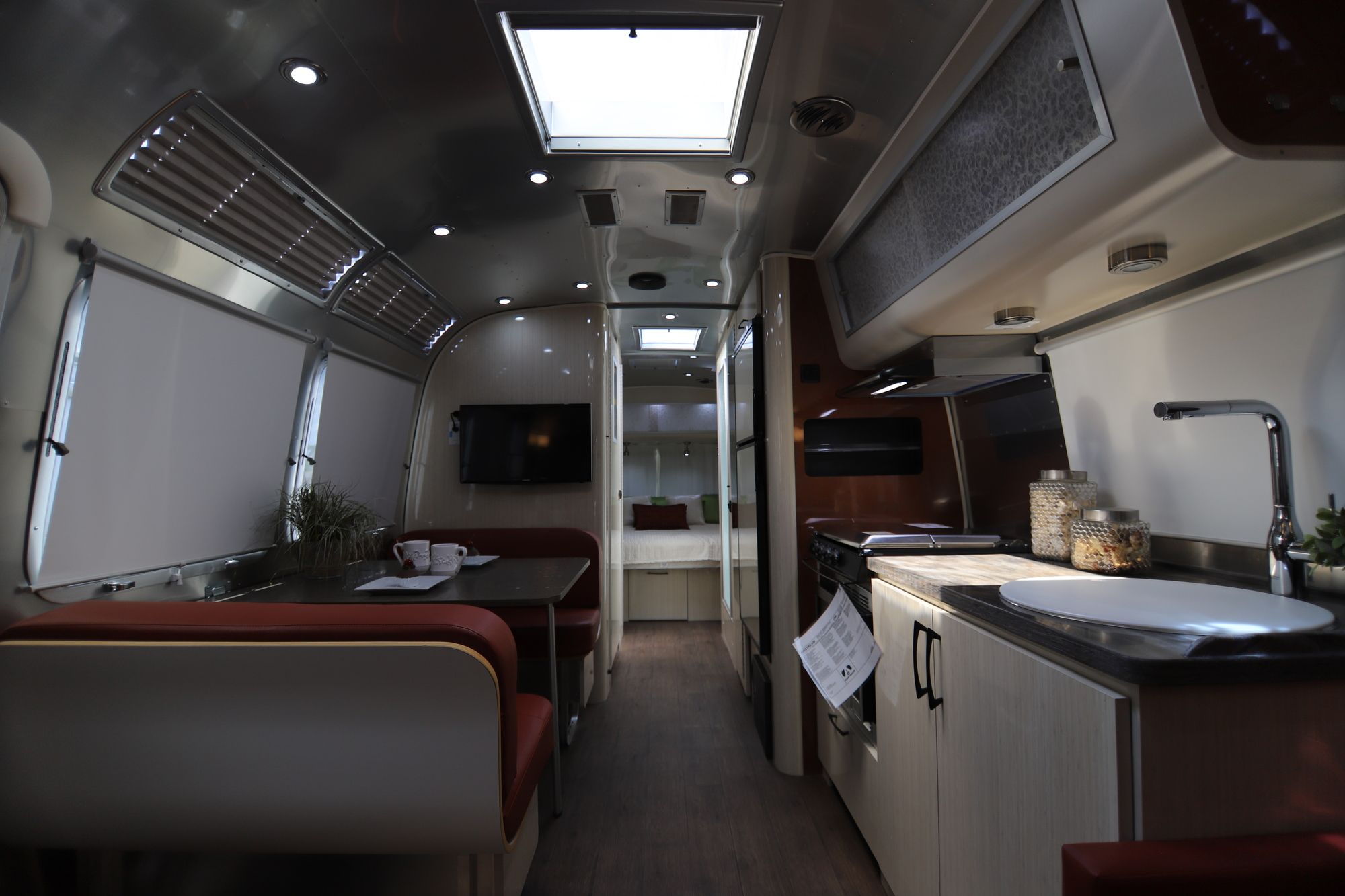 New 2019 Airstream Intl Serenity 28RB Travel Trailer  For Sale