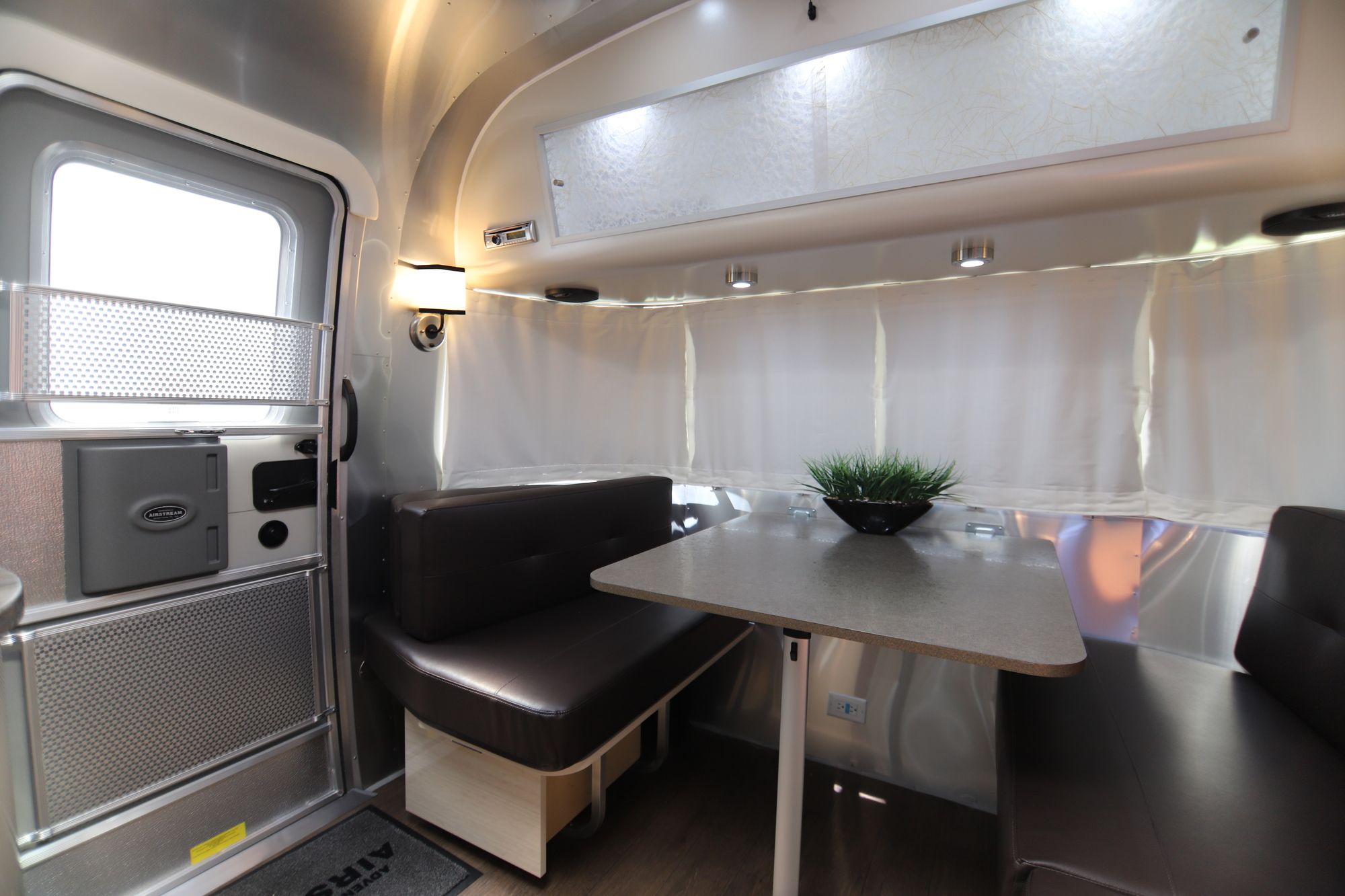 New 2019 Airstream Intl Serenity 27FB Travel Trailer  For Sale