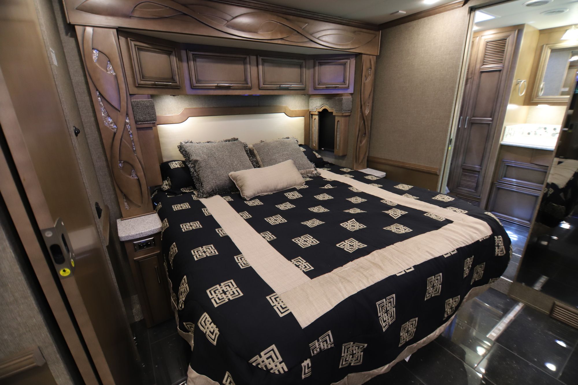 New 2019 Newmar Ventana 4037 Class A  For Sale