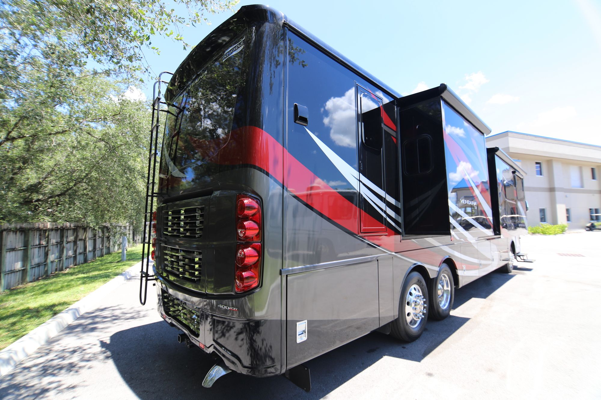 New 2019 Newmar Ventana 4037 Class A  For Sale