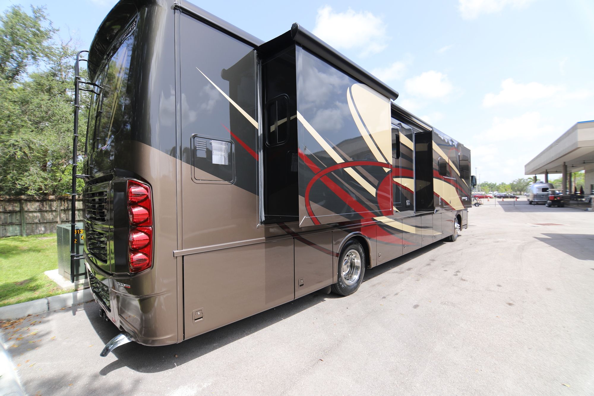 New 2019 Newmar Ventana Le 4045 BUNKS Class A  For Sale