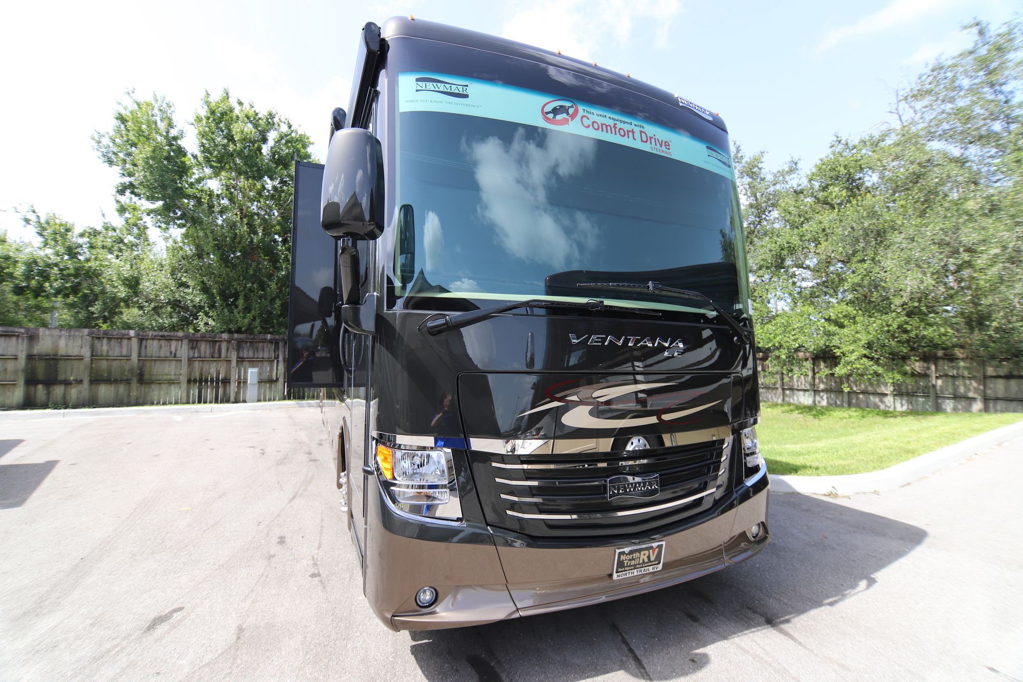 New 2019 Newmar Ventana Le 4045 BUNKS Class A  For Sale