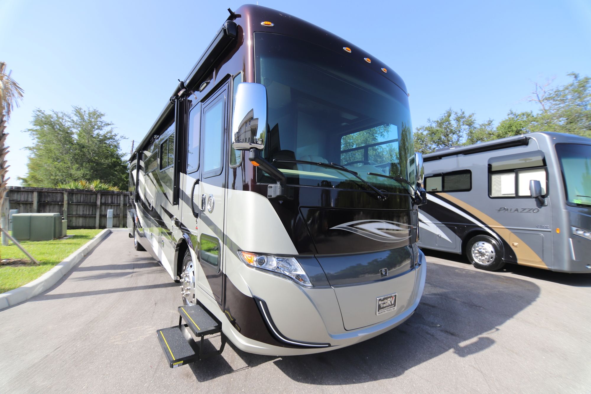 New 2019 Tiffin Motor Homes Allegro Red 37PA Class A  For Sale