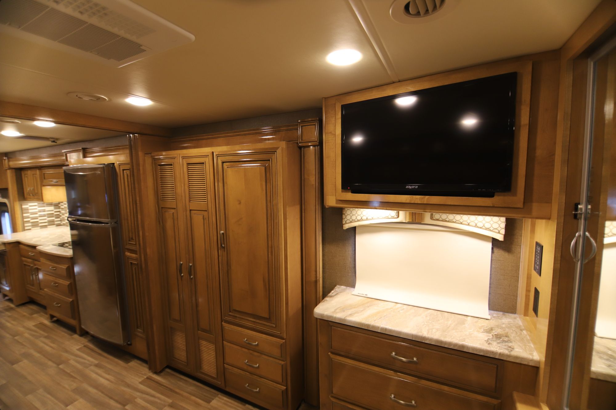 New 2019 Thor Palazzo 37.4 Class A  For Sale