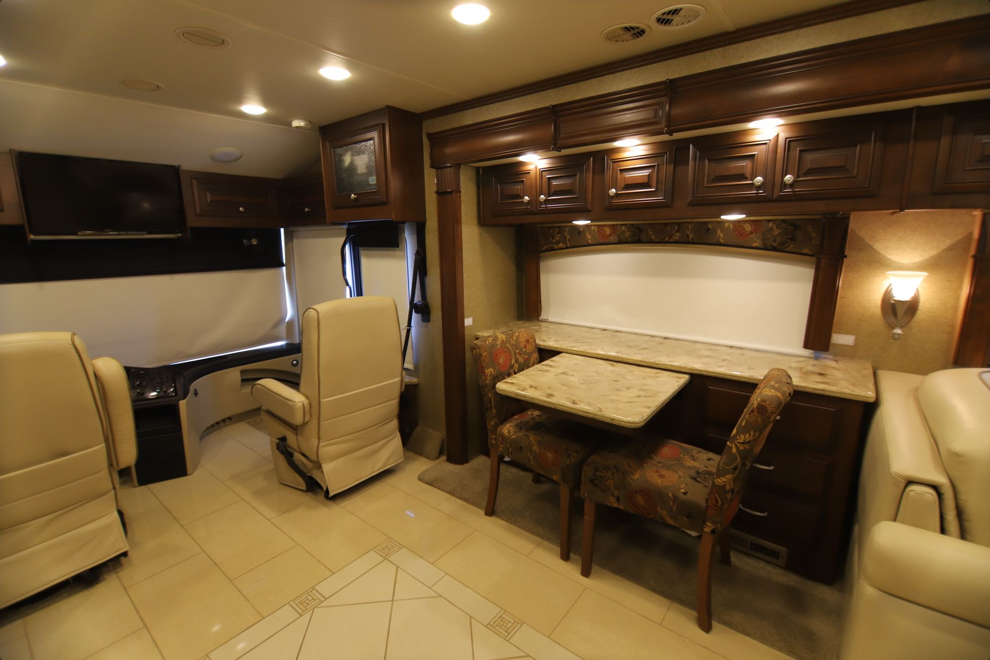 Used 2014 Thor Tuscany 40RX Class A  For Sale