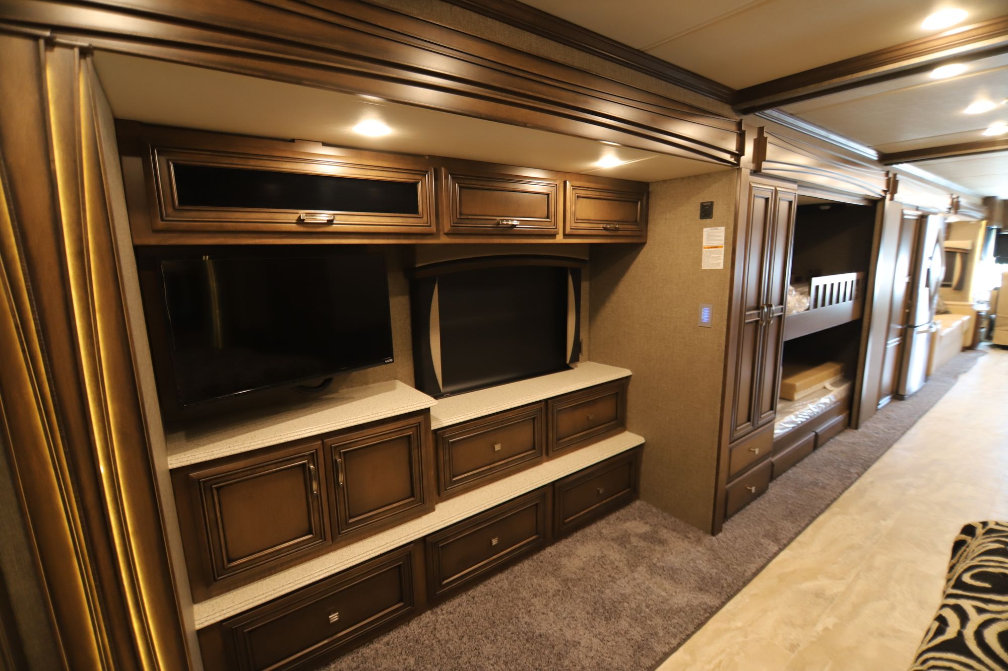 New 2019 Newmar Ventana Le 4045 Class A  For Sale