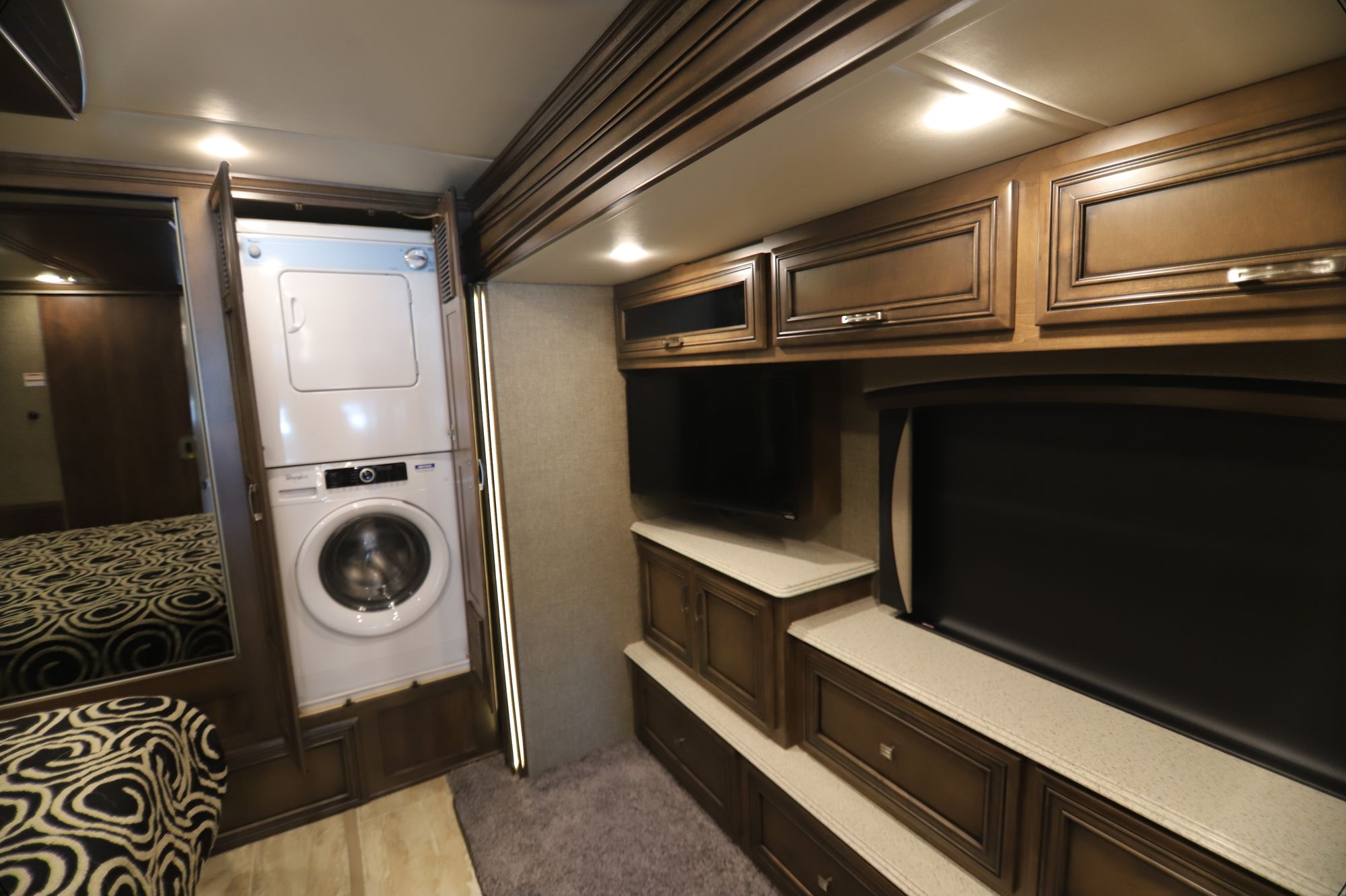 New 2019 Newmar Ventana Le 4045 Class A  For Sale