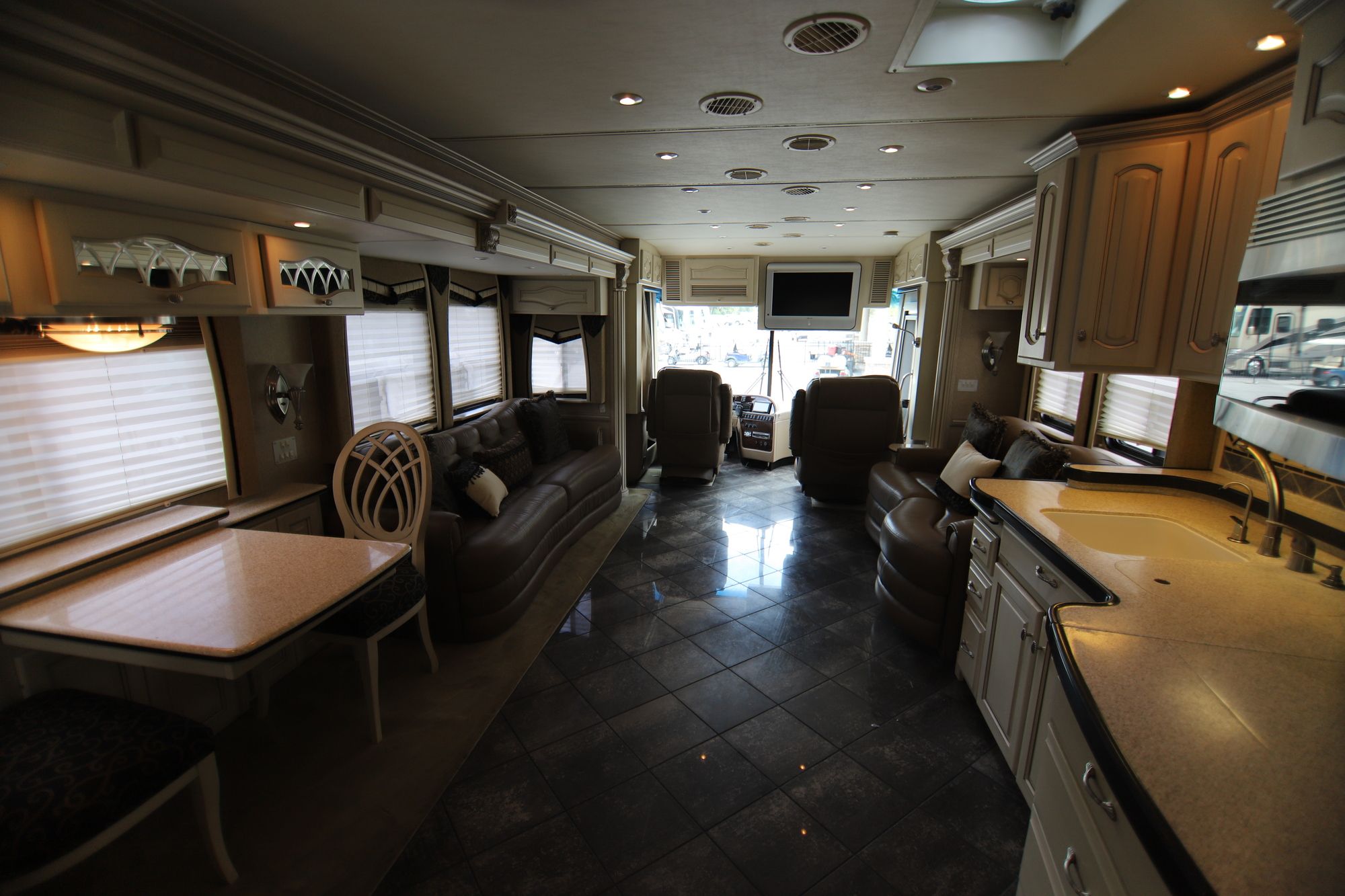 Used 2006 Newmar Essex 4502 Class A  For Sale