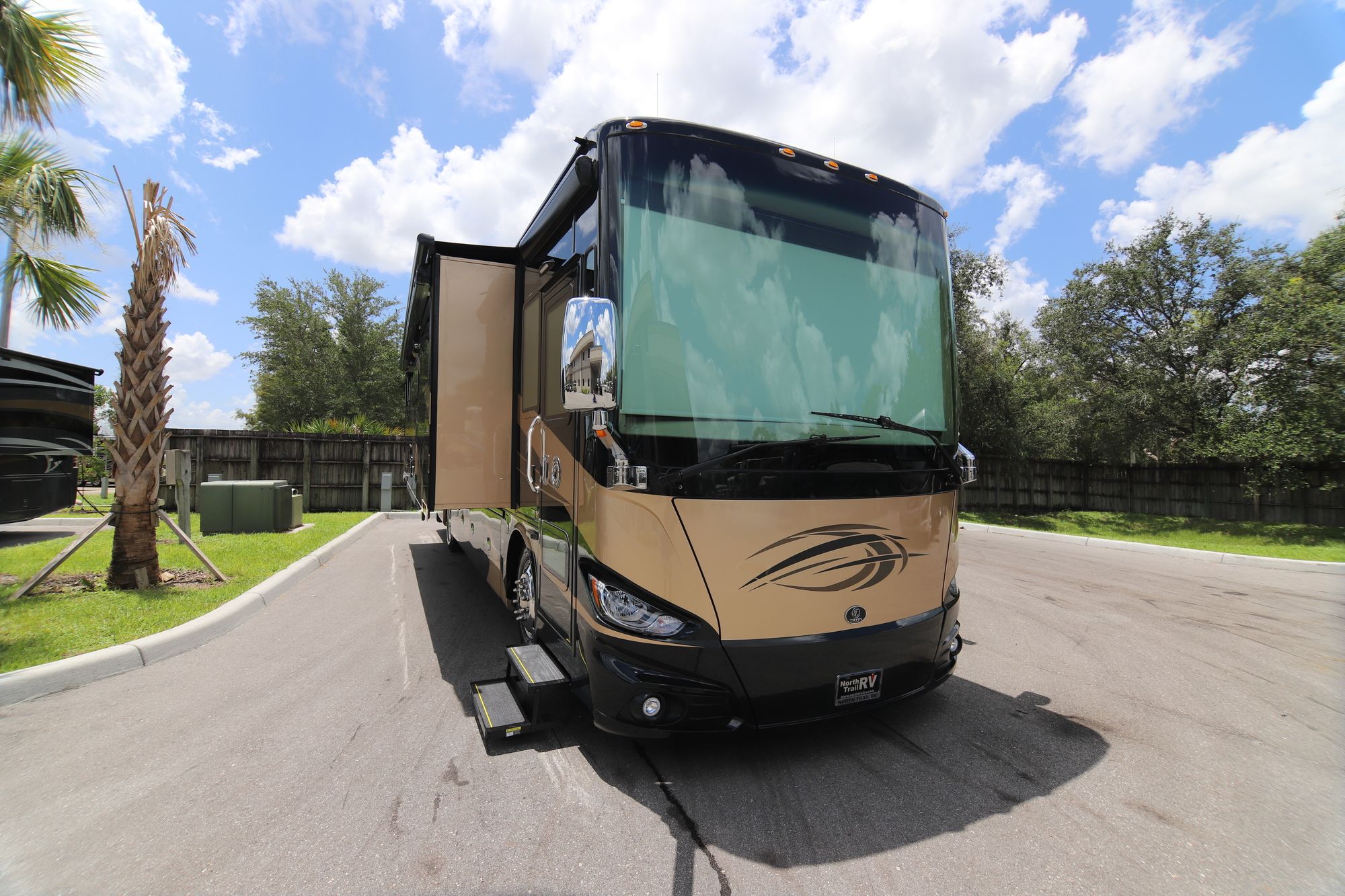 New 2019 Tiffin Motor Homes Phaeton 37BH Class A  For Sale