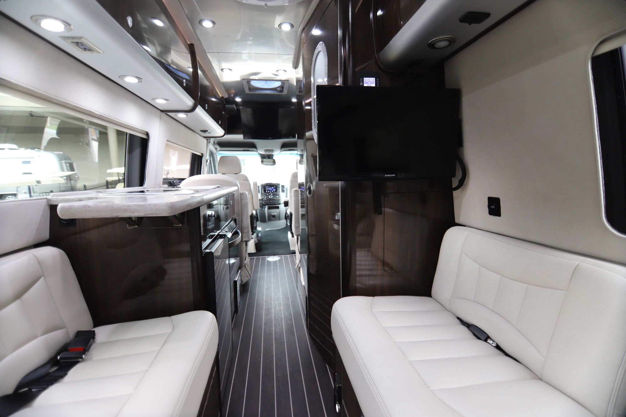 New 2019 Airstream Interstate LOUNGE Class B  For Sale